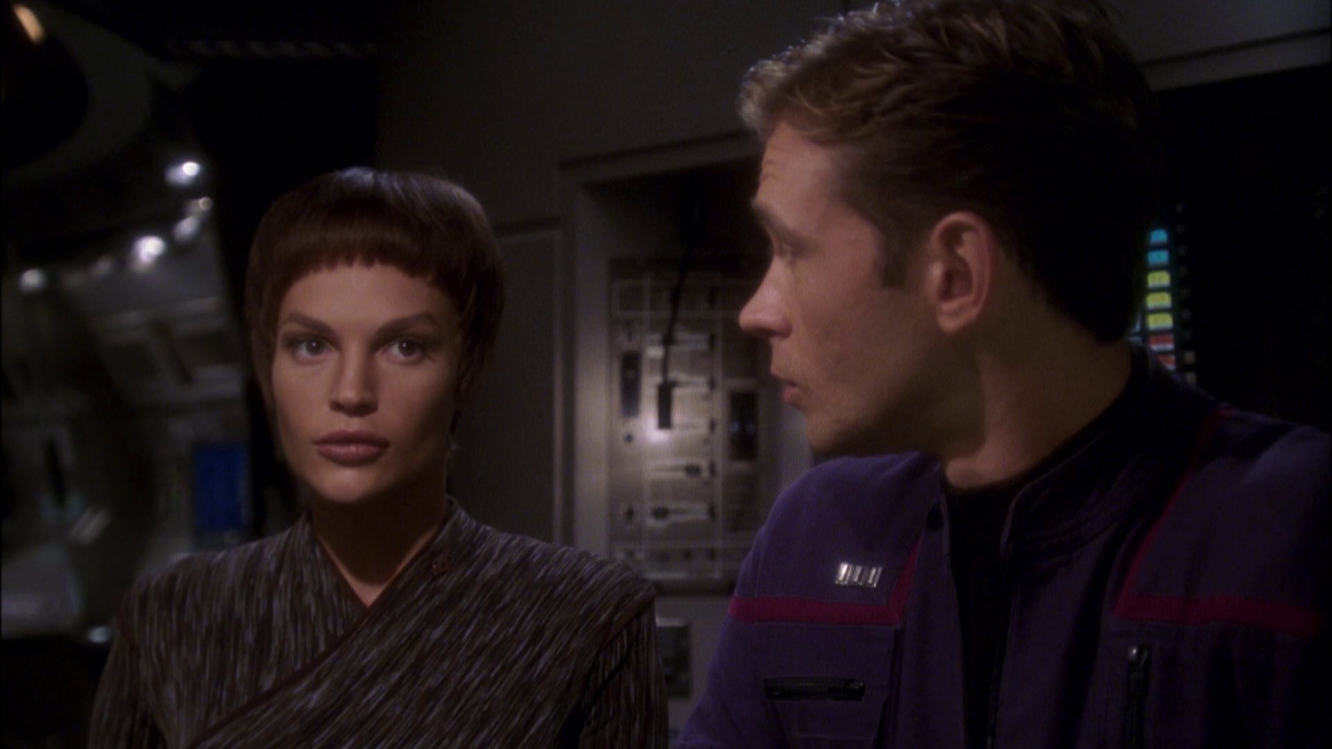 extant_StarTrek_ENT_1x08-BreakingTheIce_0535.jpg