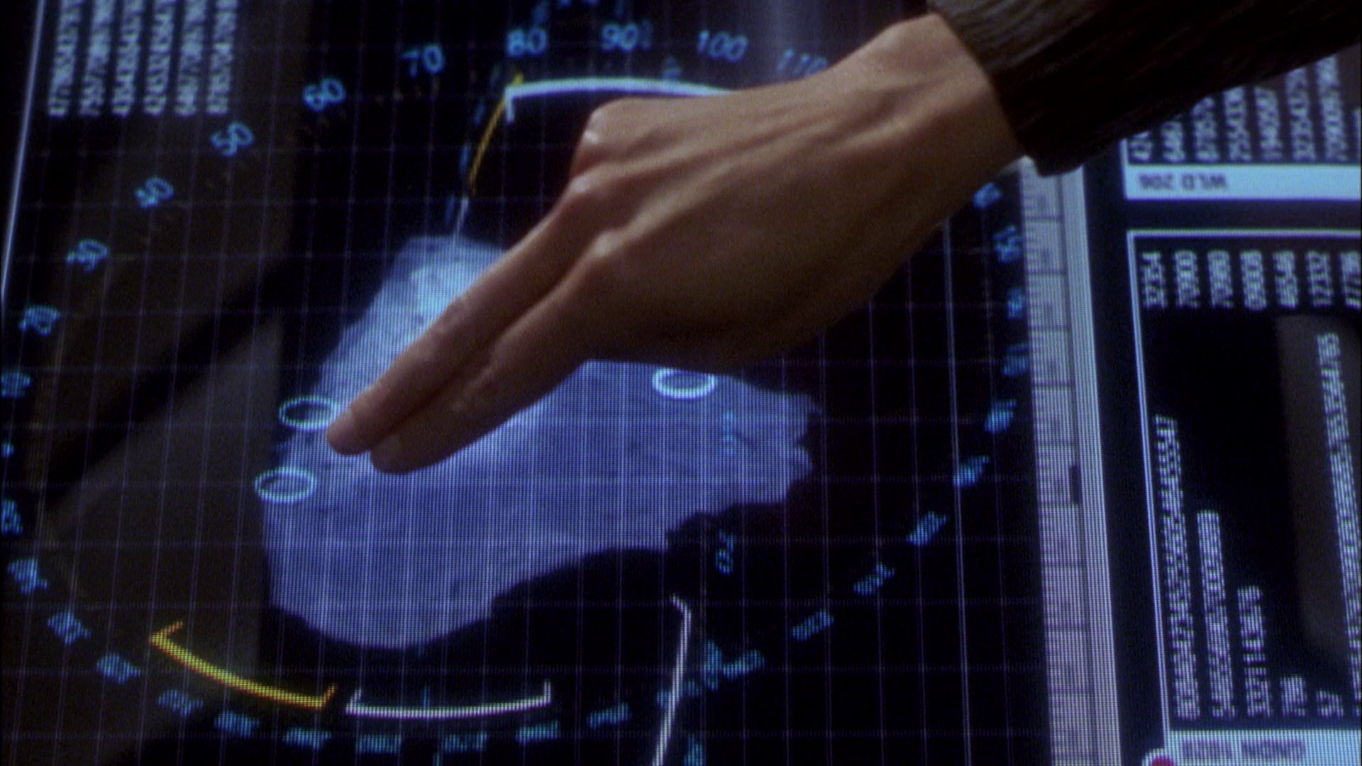 extant_StarTrek_ENT_1x08-BreakingTheIce_0539.jpg