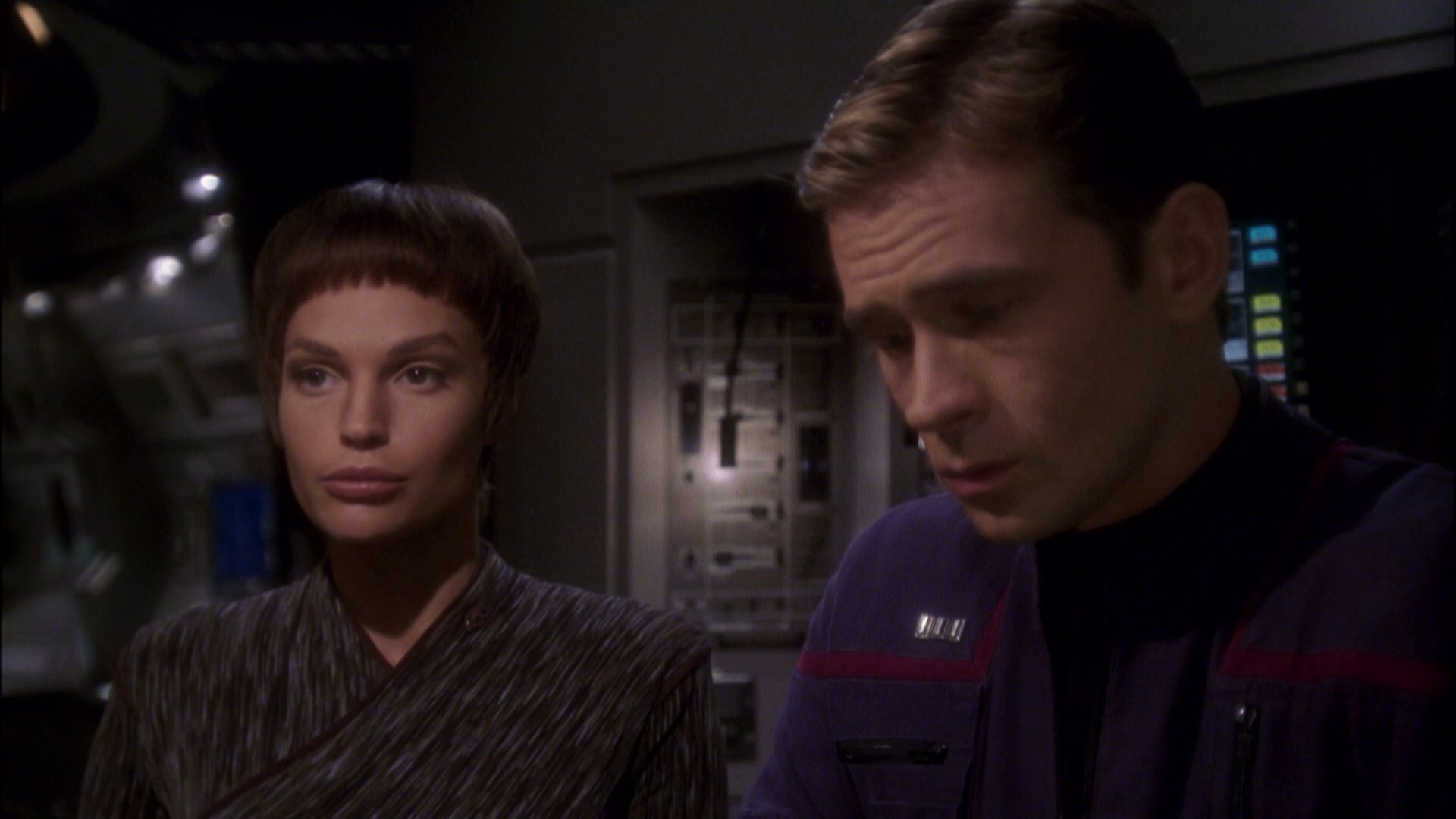 extant_StarTrek_ENT_1x08-BreakingTheIce_0544.jpg