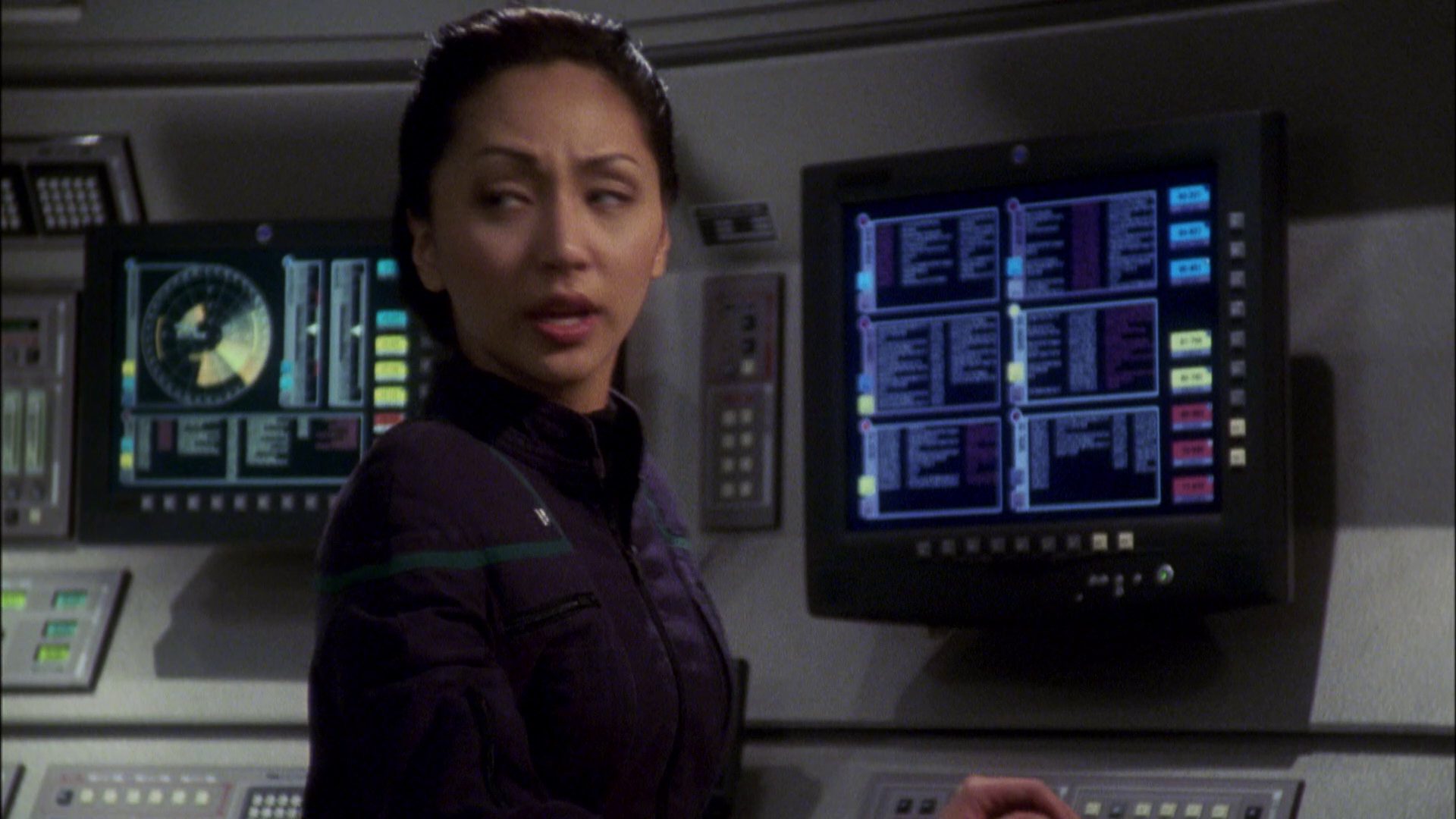 extant_StarTrek_ENT_1x08-BreakingTheIce_0564.jpg