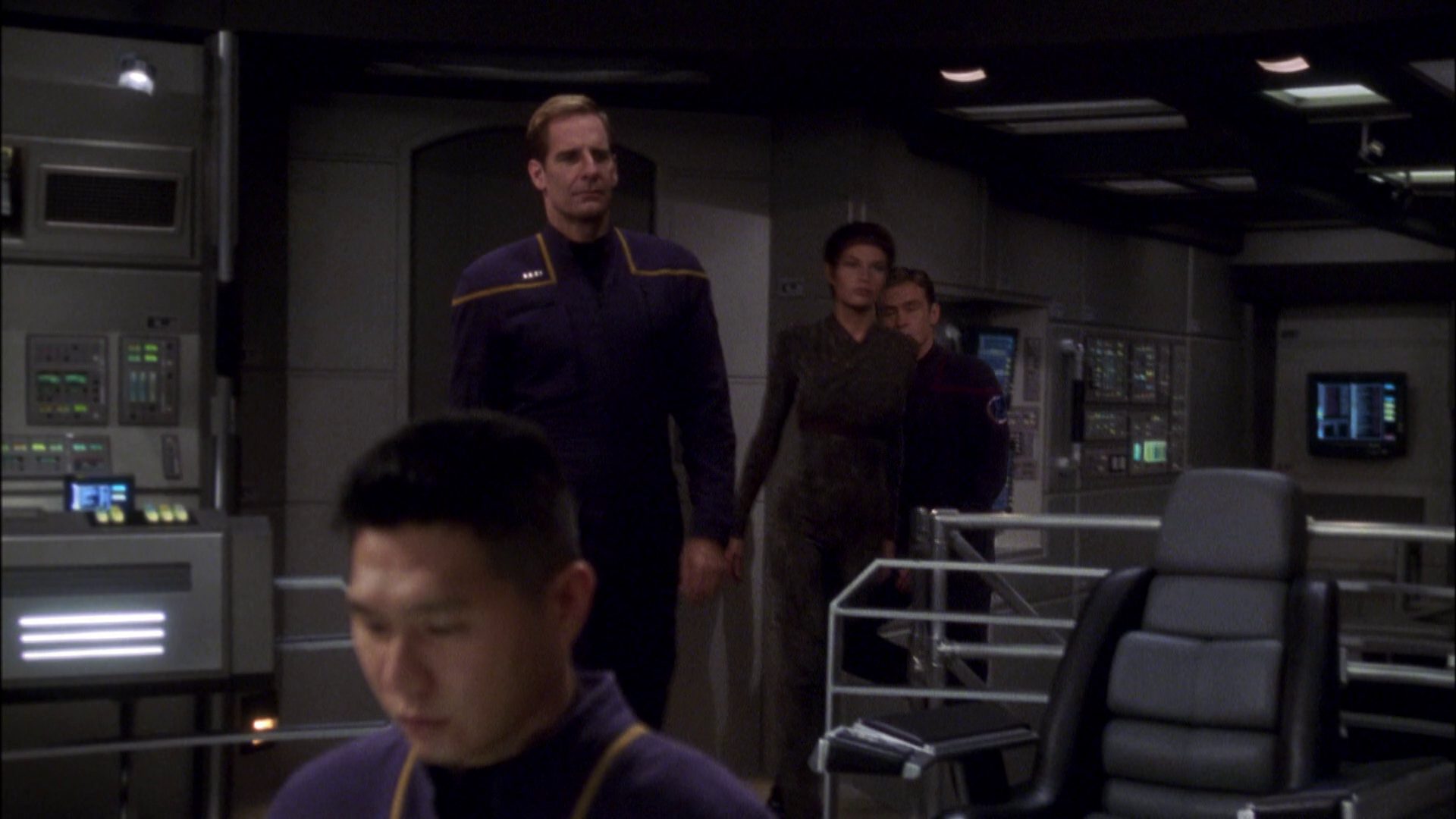extant_StarTrek_ENT_1x08-BreakingTheIce_0567.jpg