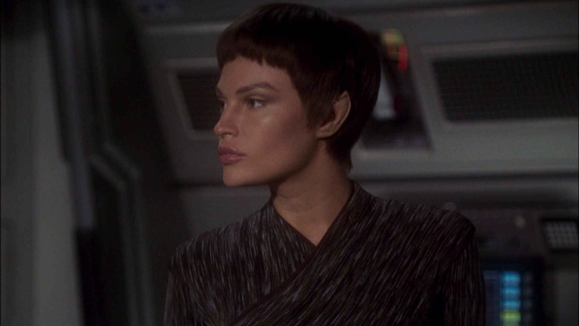 extant_StarTrek_ENT_1x08-BreakingTheIce_0575.jpg