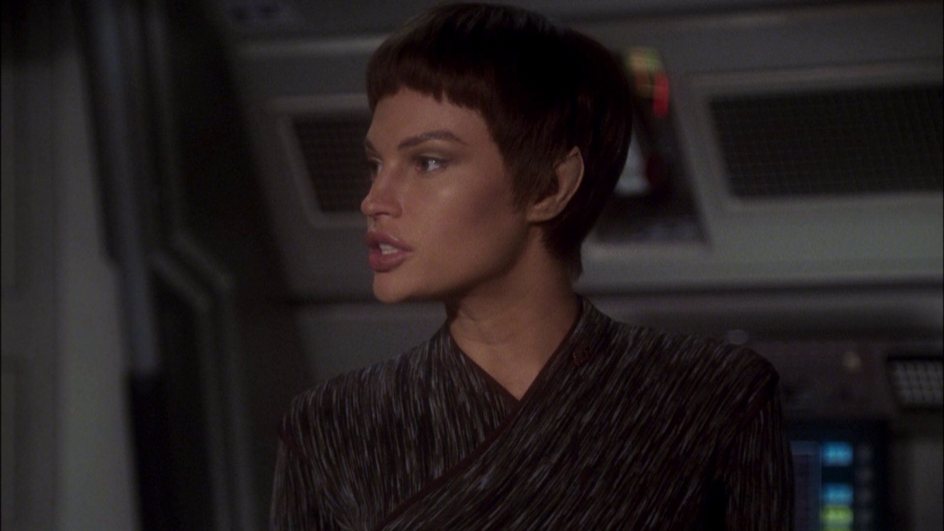 extant_StarTrek_ENT_1x08-BreakingTheIce_0576.jpg