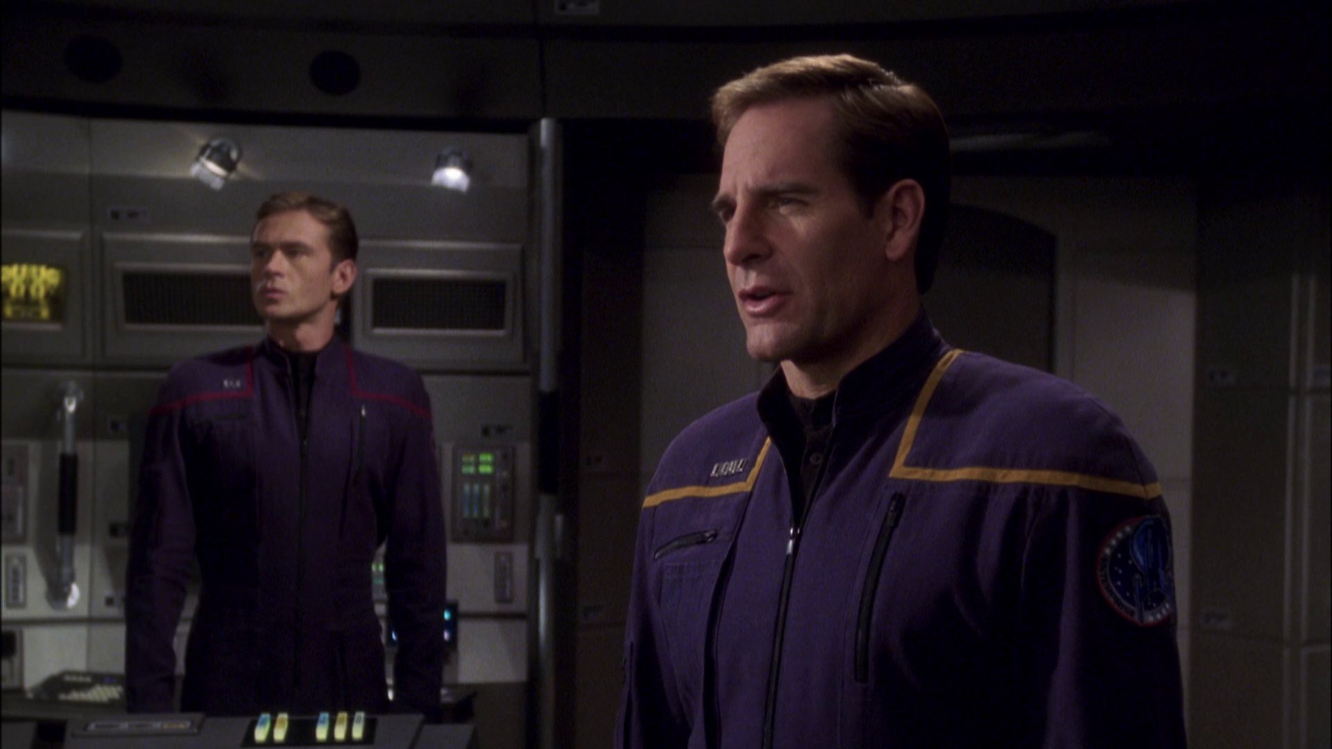 extant_StarTrek_ENT_1x08-BreakingTheIce_0587.jpg