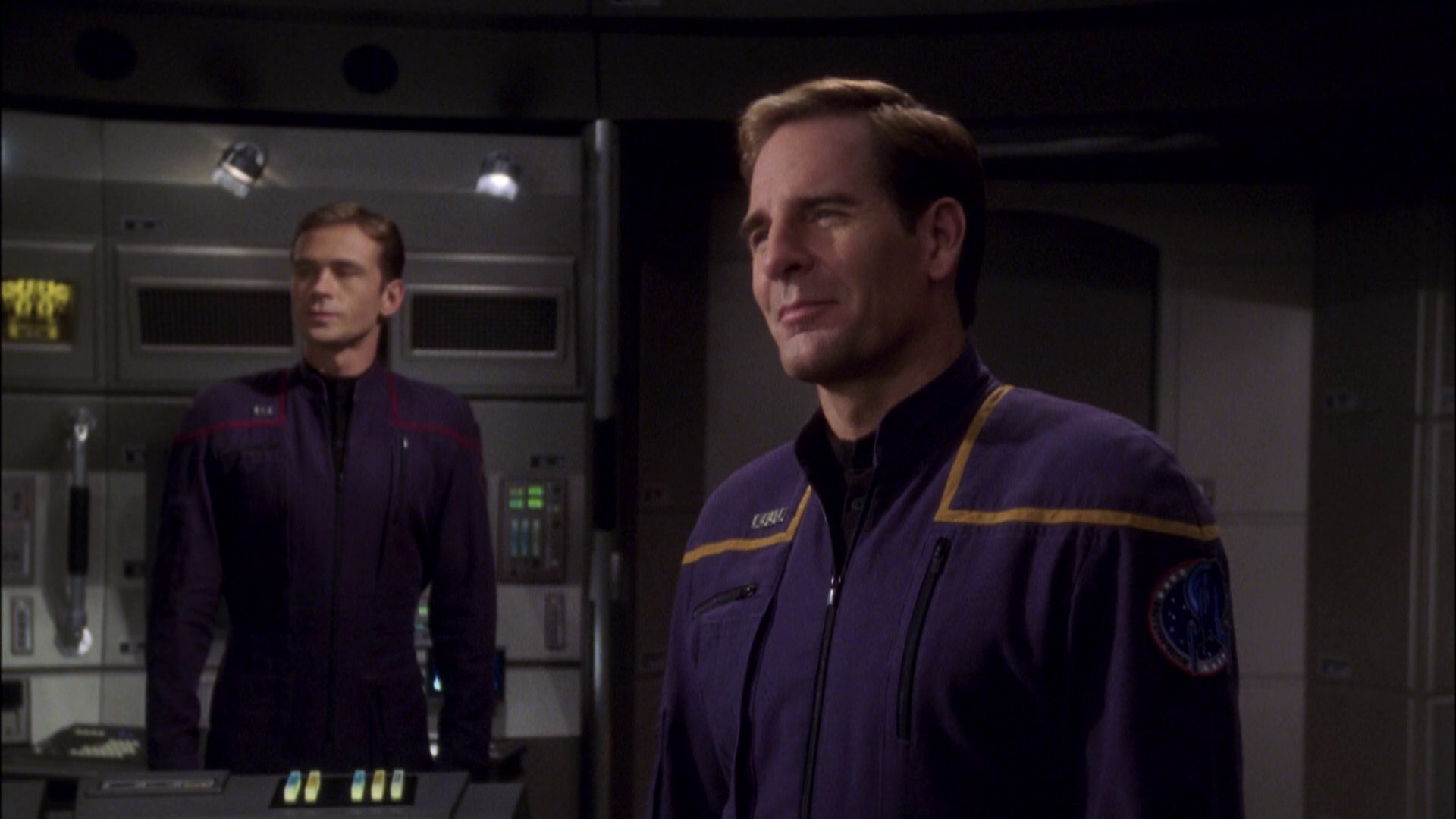 extant_StarTrek_ENT_1x08-BreakingTheIce_0603.jpg