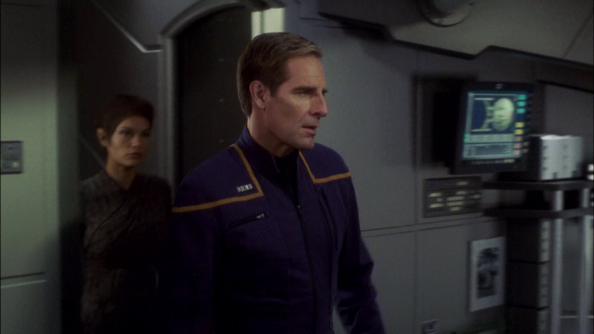 extant_StarTrek_ENT_1x08-BreakingTheIce_0665.jpg