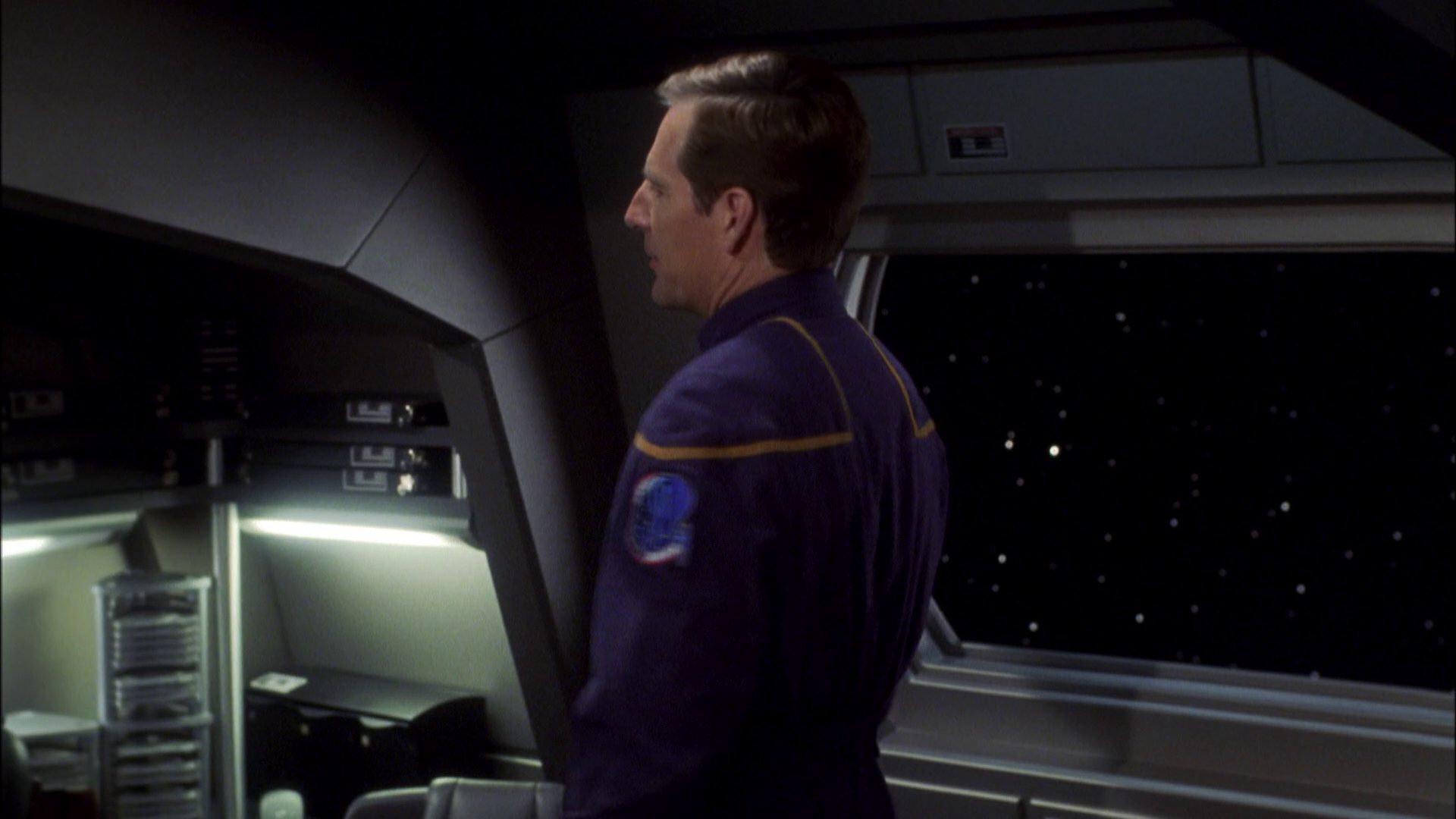 extant_StarTrek_ENT_1x08-BreakingTheIce_0674.jpg