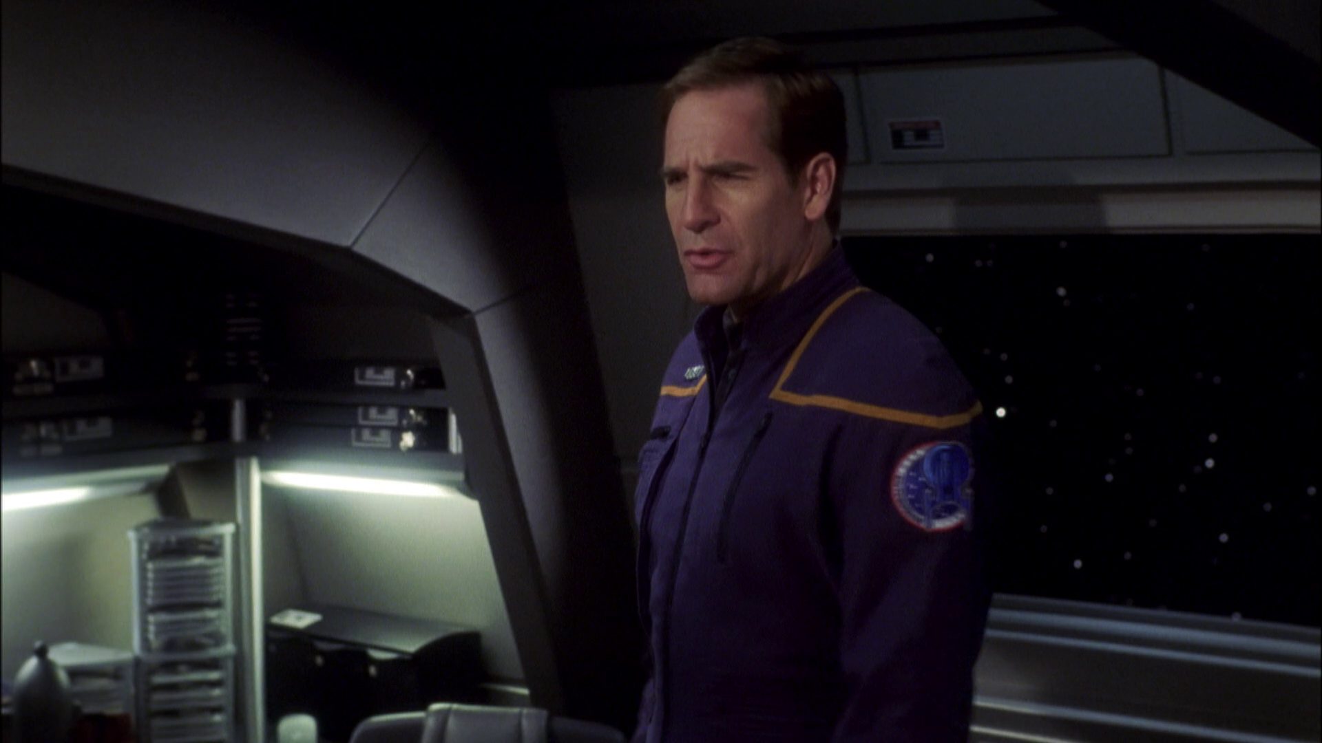 extant_StarTrek_ENT_1x08-BreakingTheIce_0679.jpg
