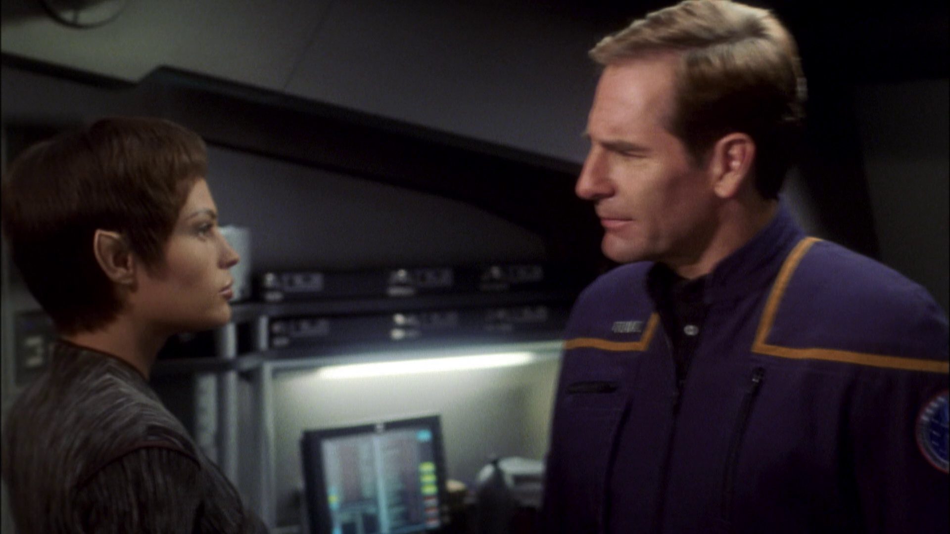 extant_StarTrek_ENT_1x08-BreakingTheIce_0682.jpg