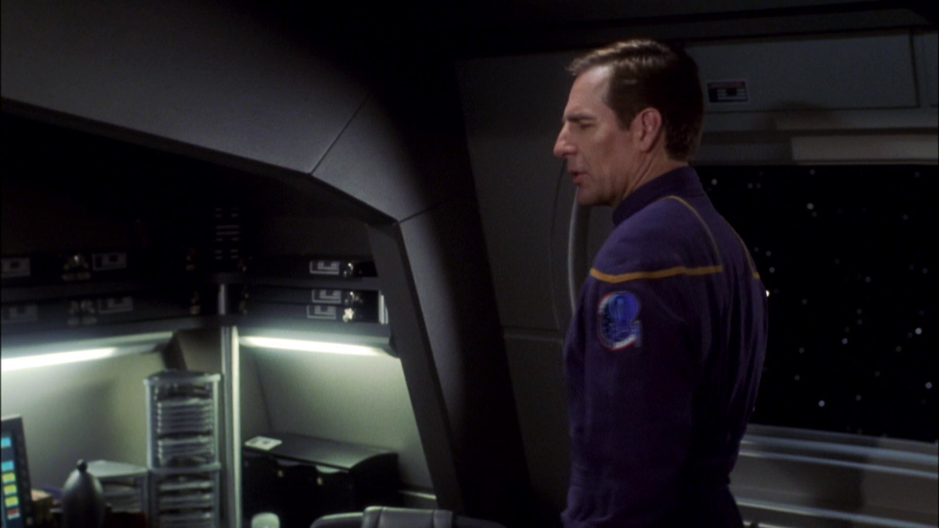extant_StarTrek_ENT_1x08-BreakingTheIce_0697.jpg