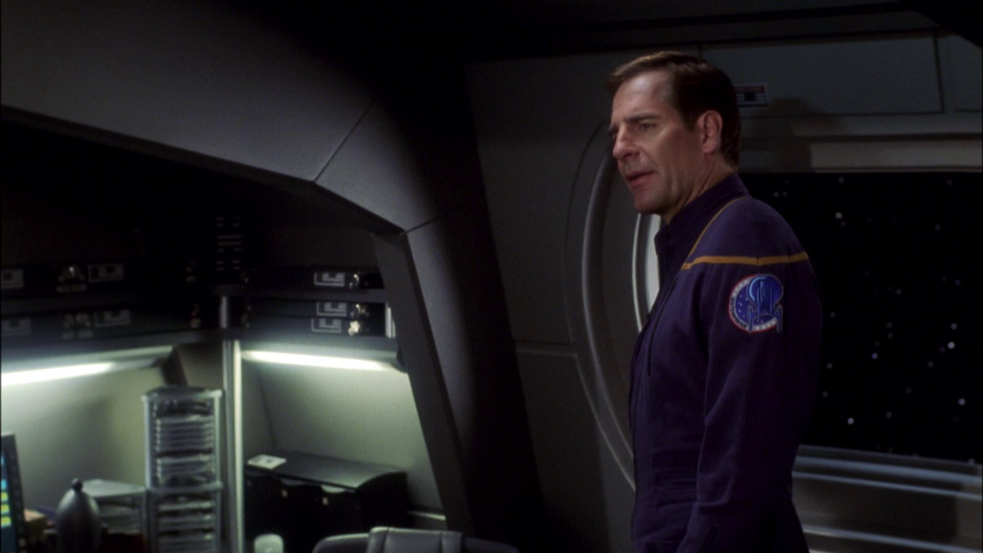 extant_StarTrek_ENT_1x08-BreakingTheIce_0698.jpg