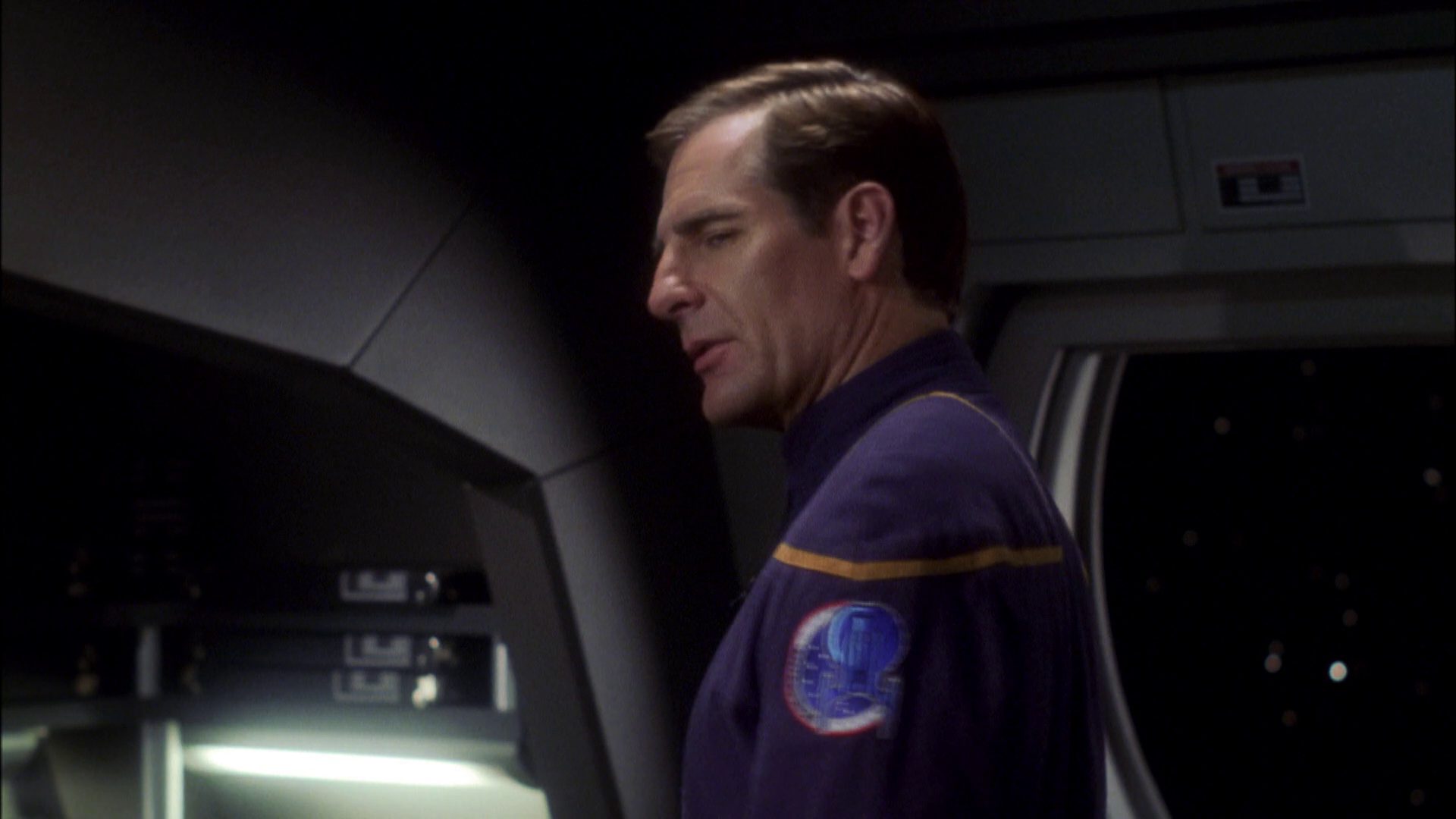 extant_StarTrek_ENT_1x08-BreakingTheIce_0721.jpg