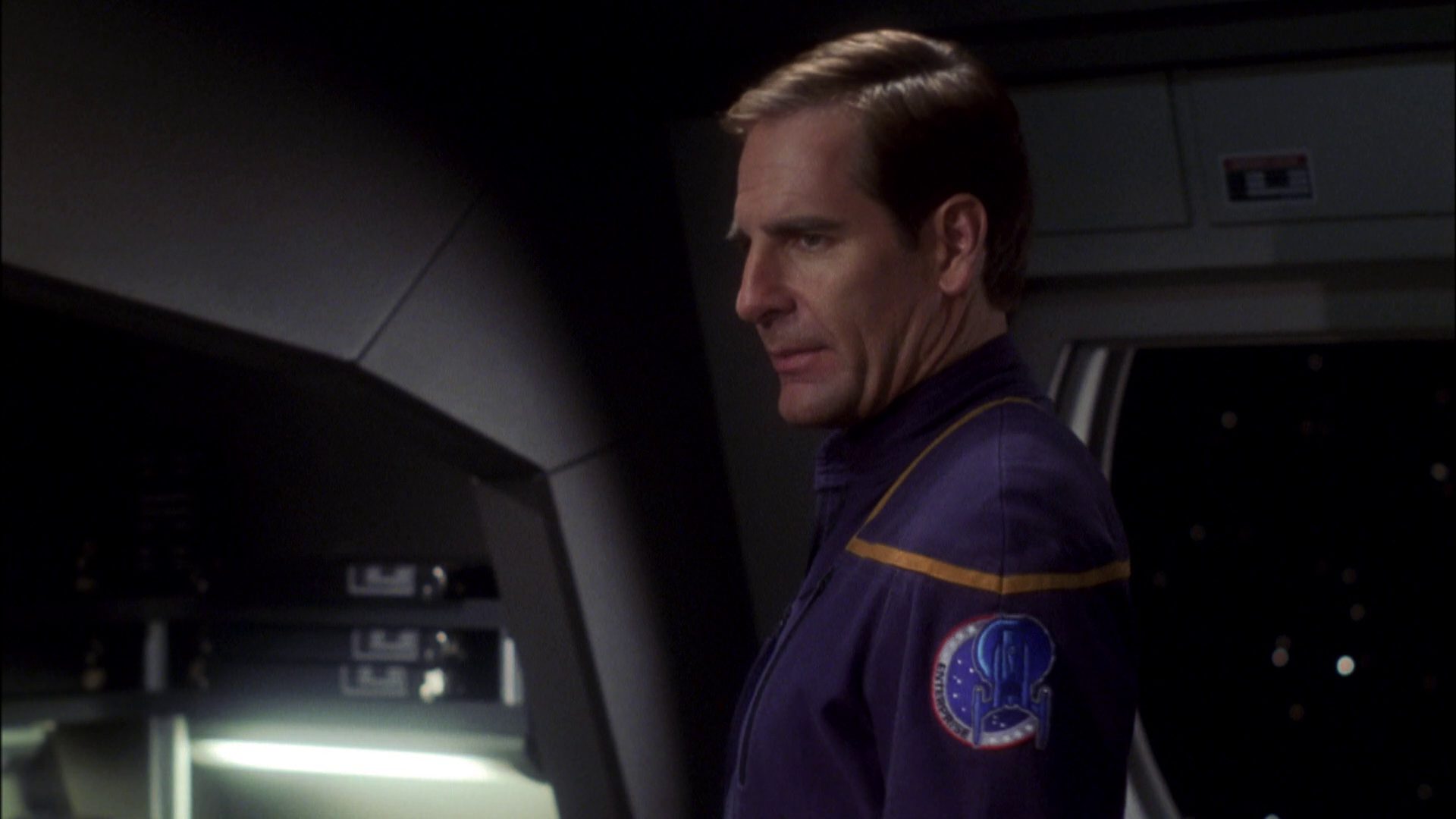 extant_StarTrek_ENT_1x08-BreakingTheIce_0722.jpg
