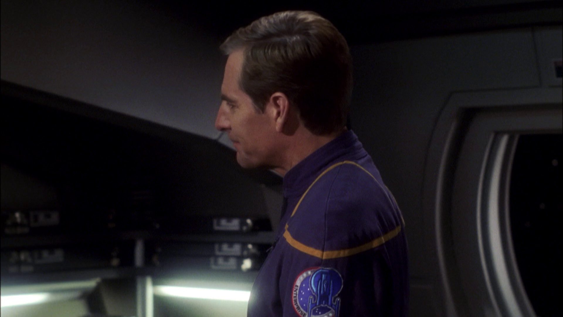 extant_StarTrek_ENT_1x08-BreakingTheIce_0730.jpg