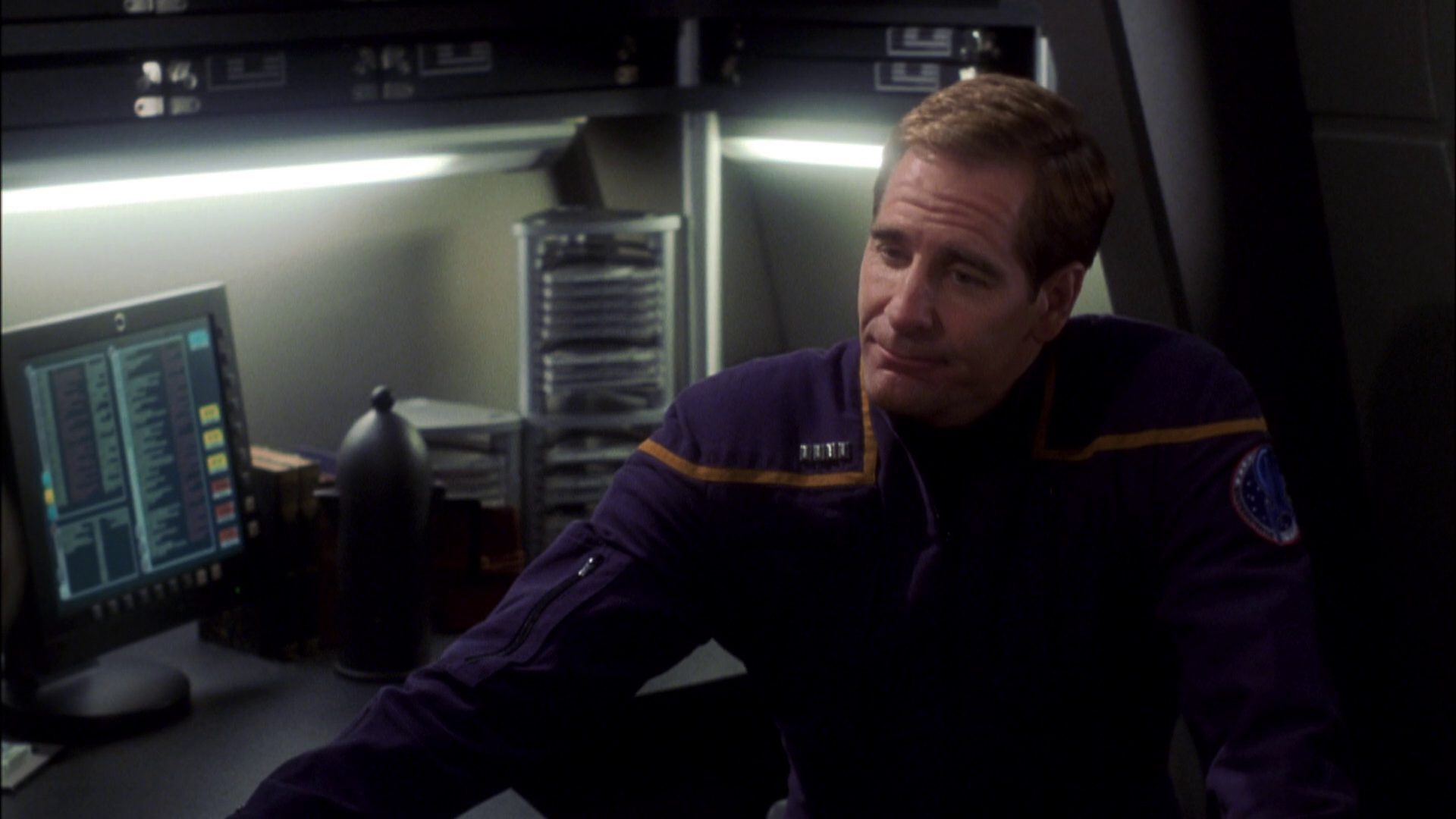 extant_StarTrek_ENT_1x08-BreakingTheIce_0739.jpg