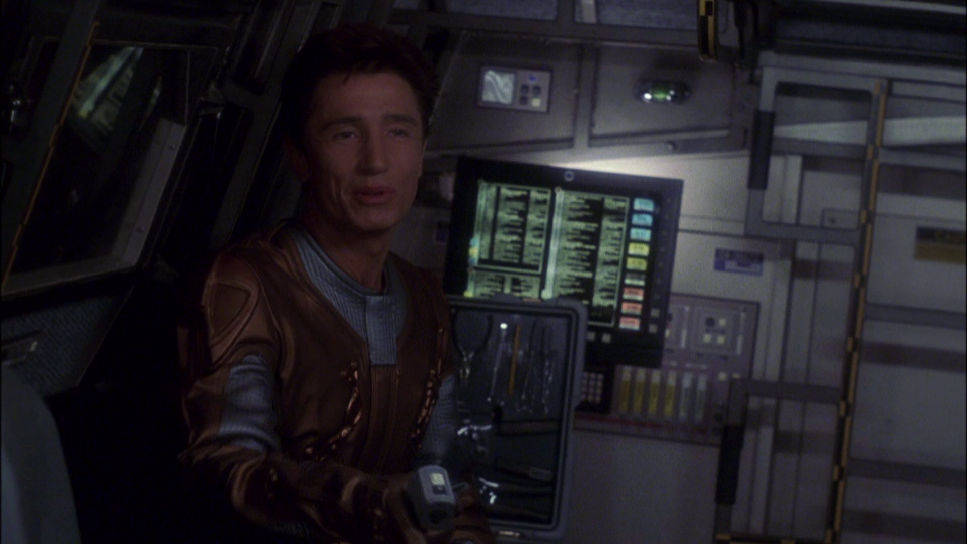 extant_StarTrek_ENT_1x08-BreakingTheIce_0793.jpg