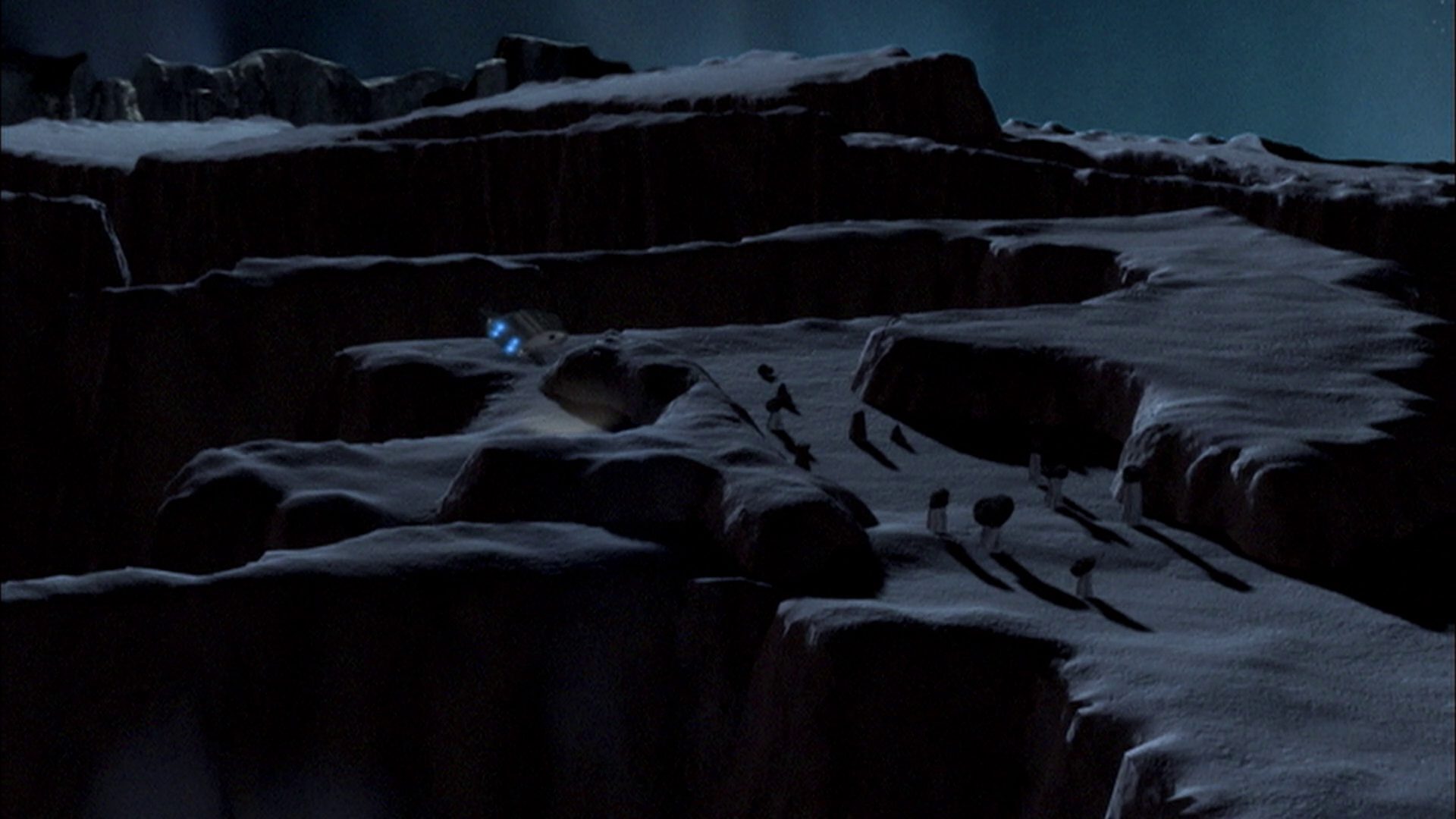 extant_StarTrek_ENT_1x08-BreakingTheIce_0803.jpg