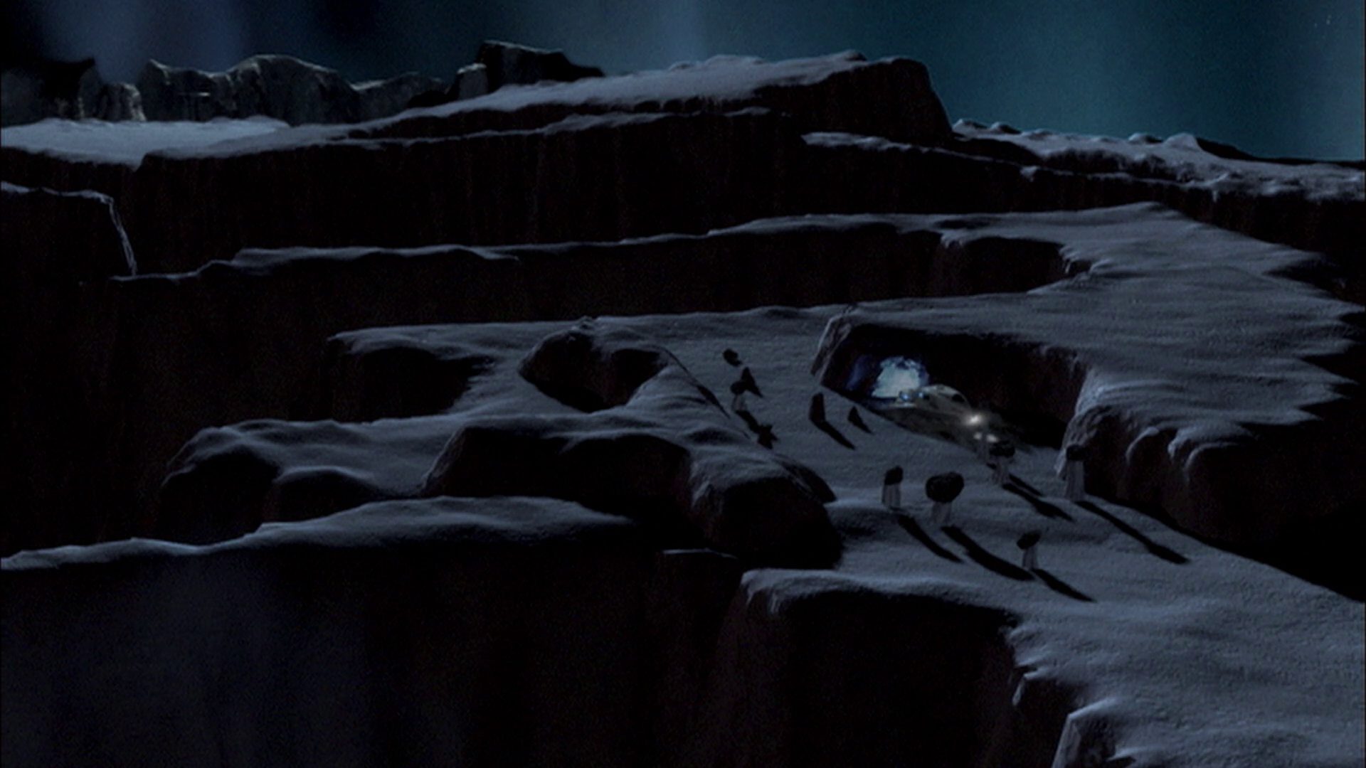 extant_StarTrek_ENT_1x08-BreakingTheIce_0811.jpg