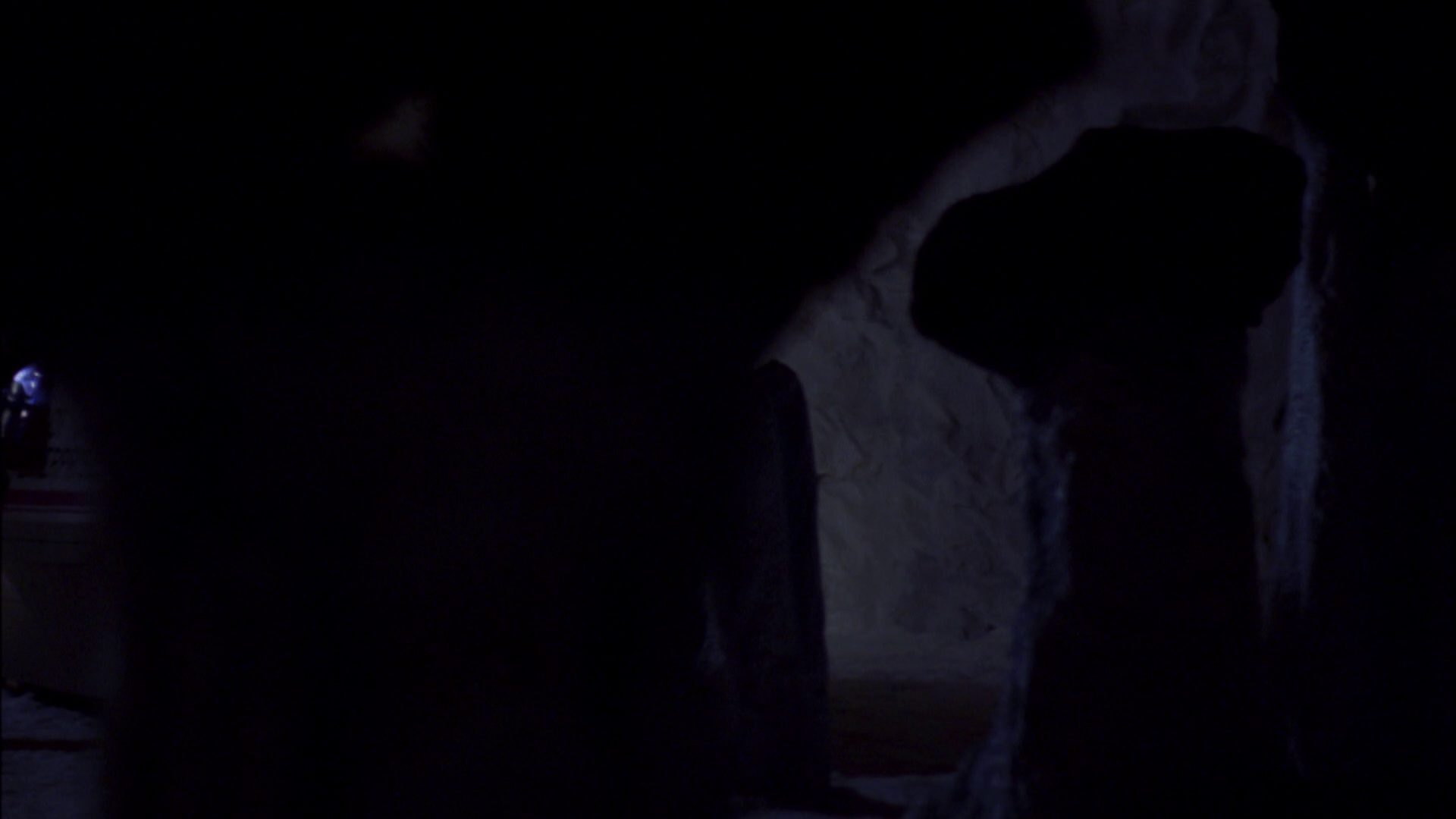 extant_StarTrek_ENT_1x08-BreakingTheIce_0820.jpg