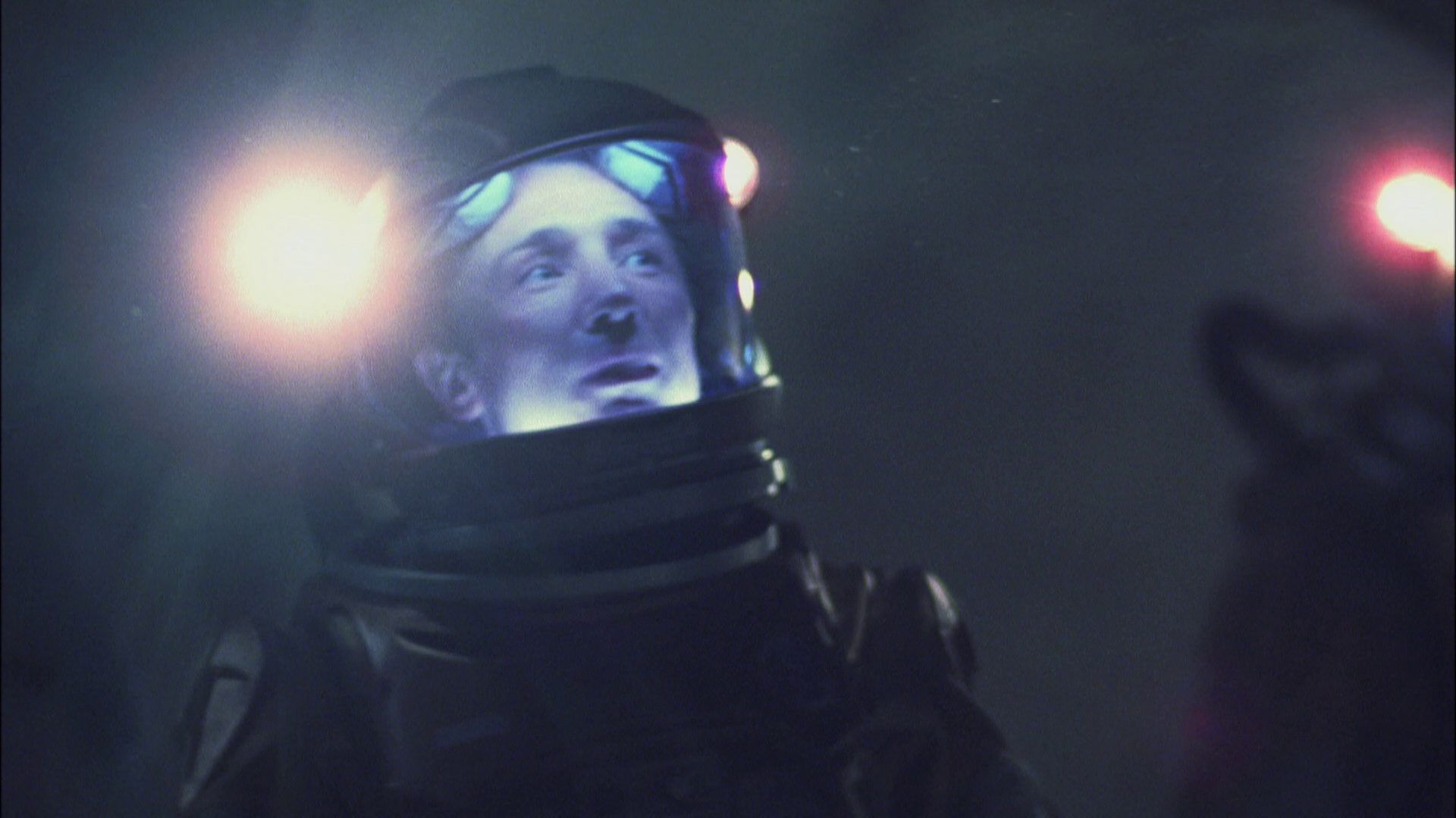 extant_StarTrek_ENT_1x08-BreakingTheIce_0834.jpg