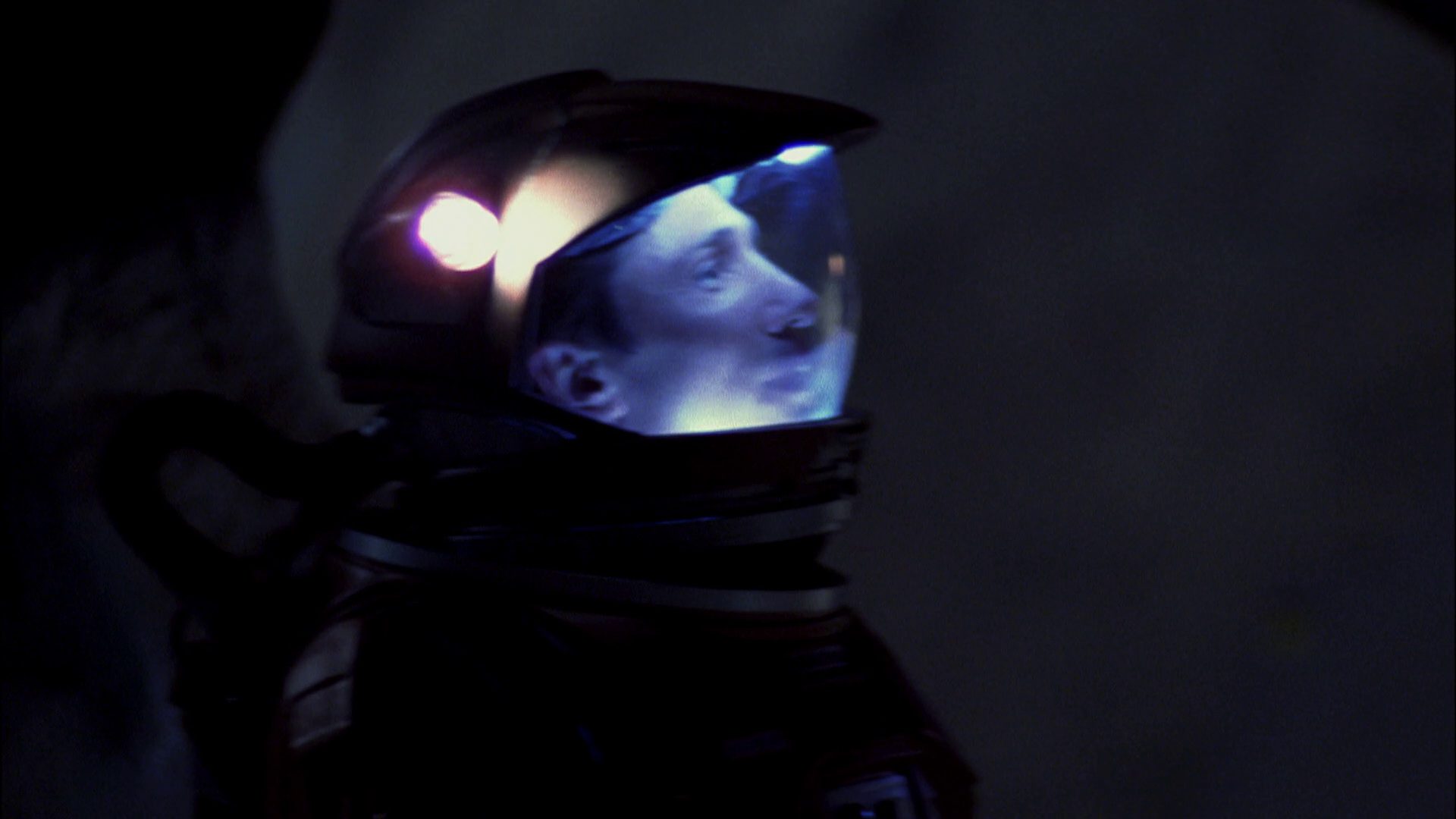 extant_StarTrek_ENT_1x08-BreakingTheIce_0836.jpg
