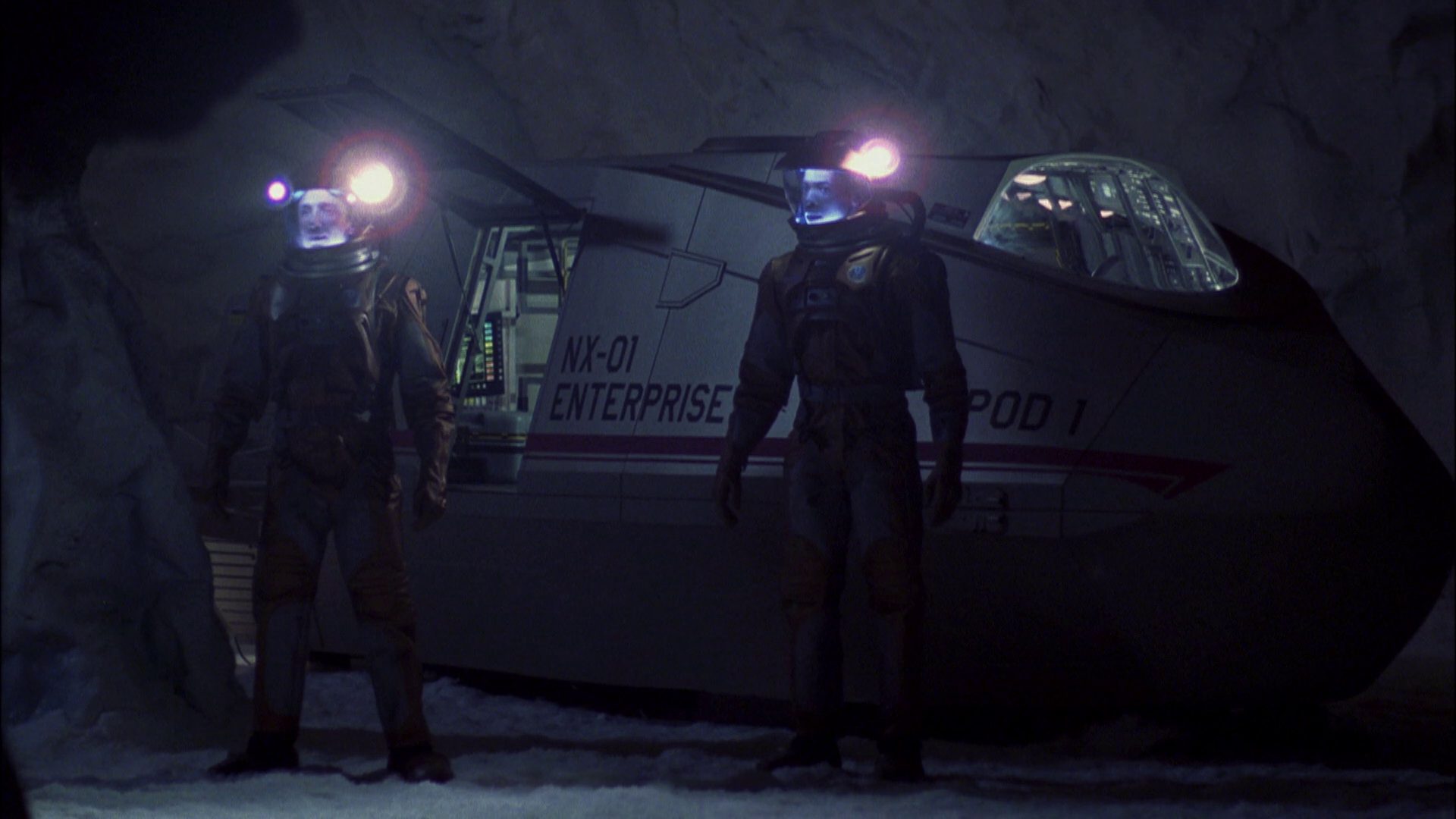 extant_StarTrek_ENT_1x08-BreakingTheIce_0844.jpg
