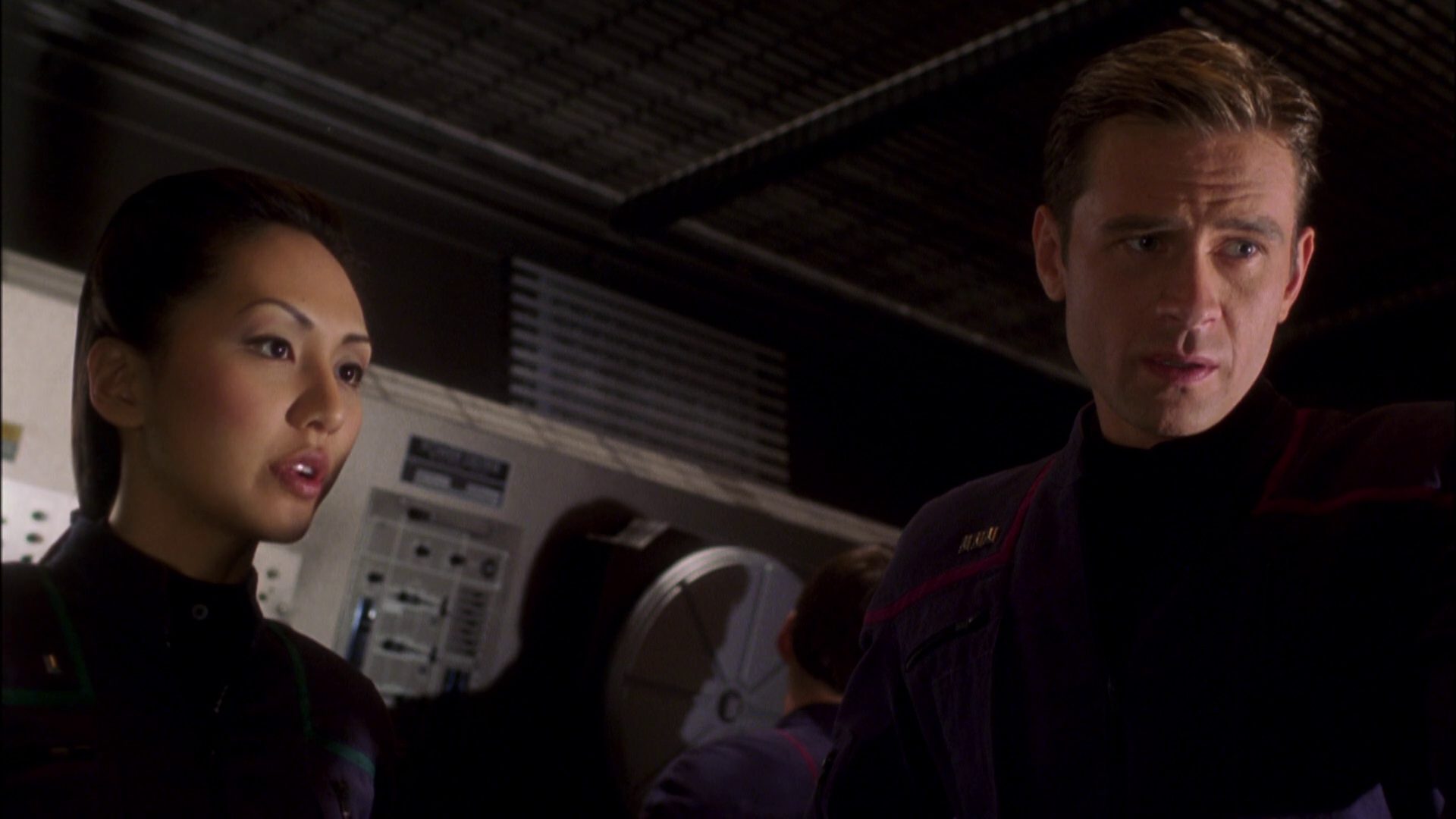 extant_StarTrek_ENT_1x08-BreakingTheIce_0865.jpg