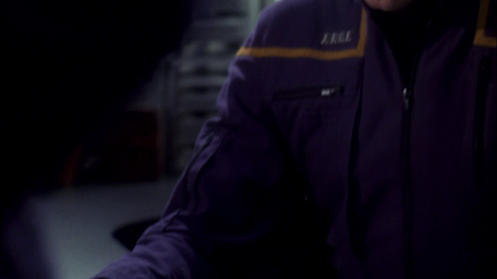 extant_StarTrek_ENT_1x08-BreakingTheIce_0888.jpg