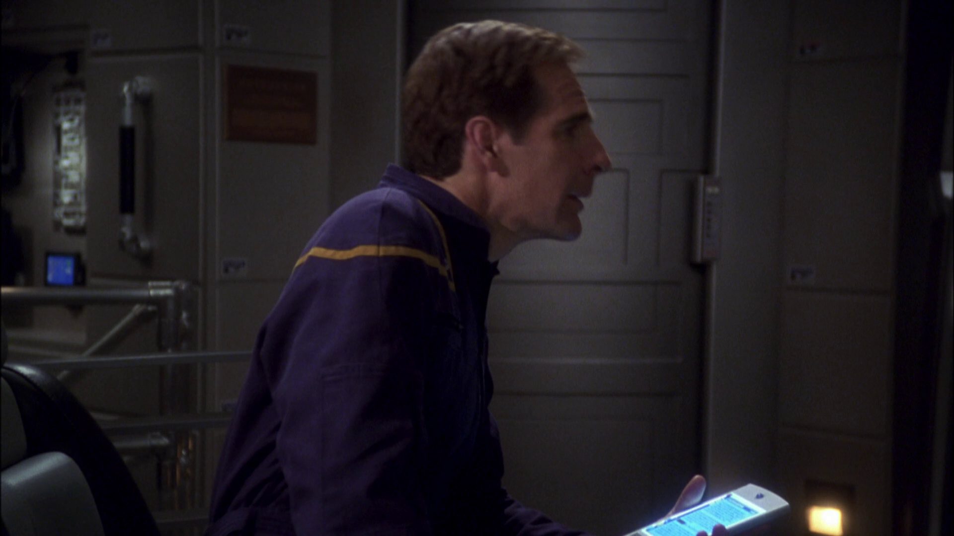 extant_StarTrek_ENT_1x08-BreakingTheIce_0943.jpg