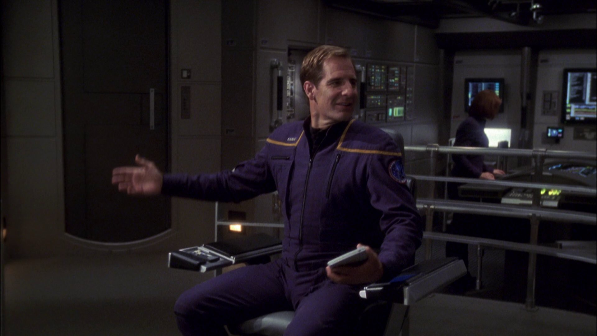 extant_StarTrek_ENT_1x08-BreakingTheIce_0990.jpg