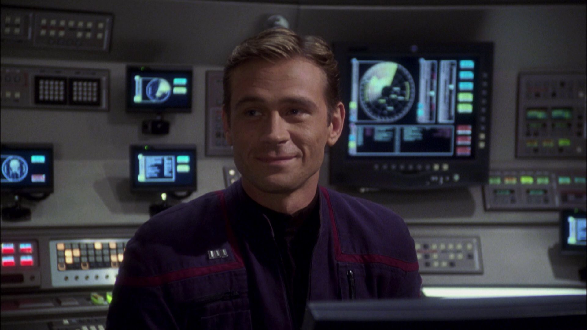 extant_StarTrek_ENT_1x08-BreakingTheIce_1002.jpg