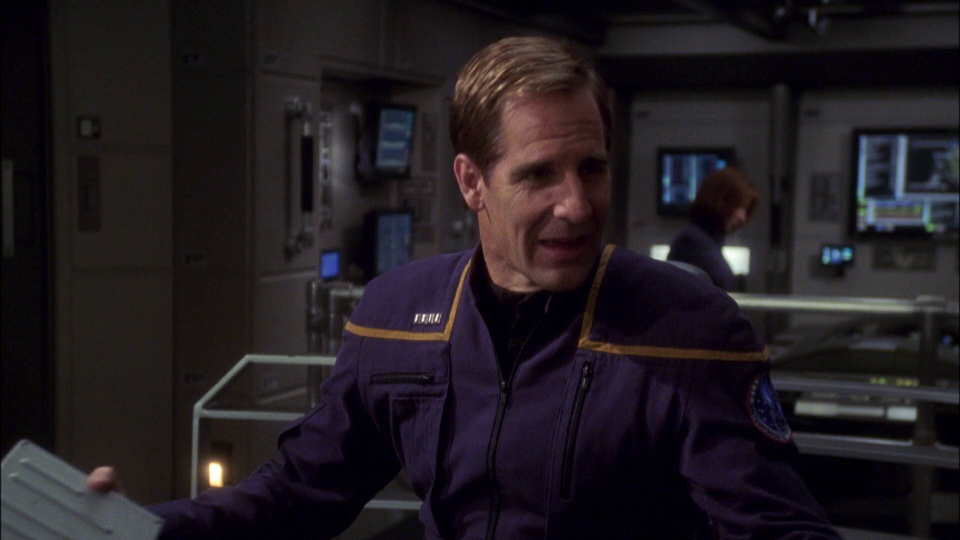 extant_StarTrek_ENT_1x08-BreakingTheIce_1008.jpg