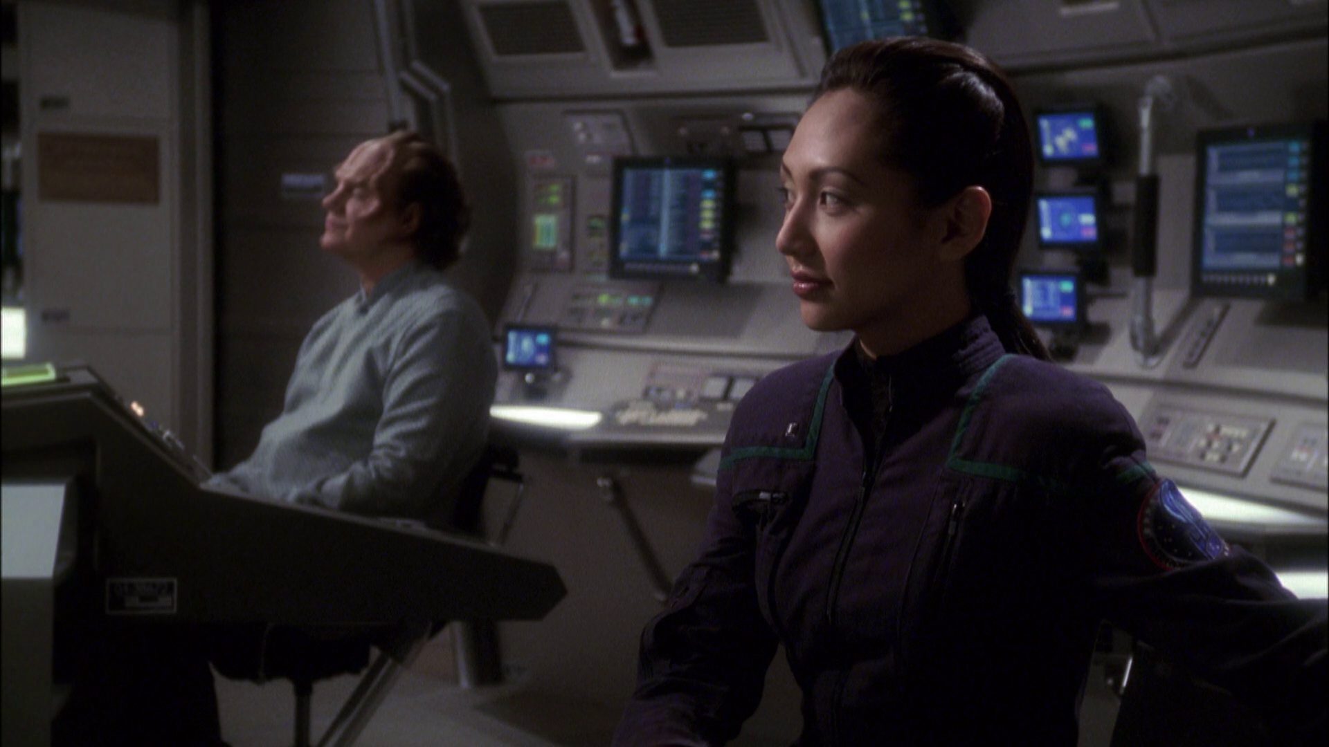 extant_StarTrek_ENT_1x08-BreakingTheIce_1012.jpg