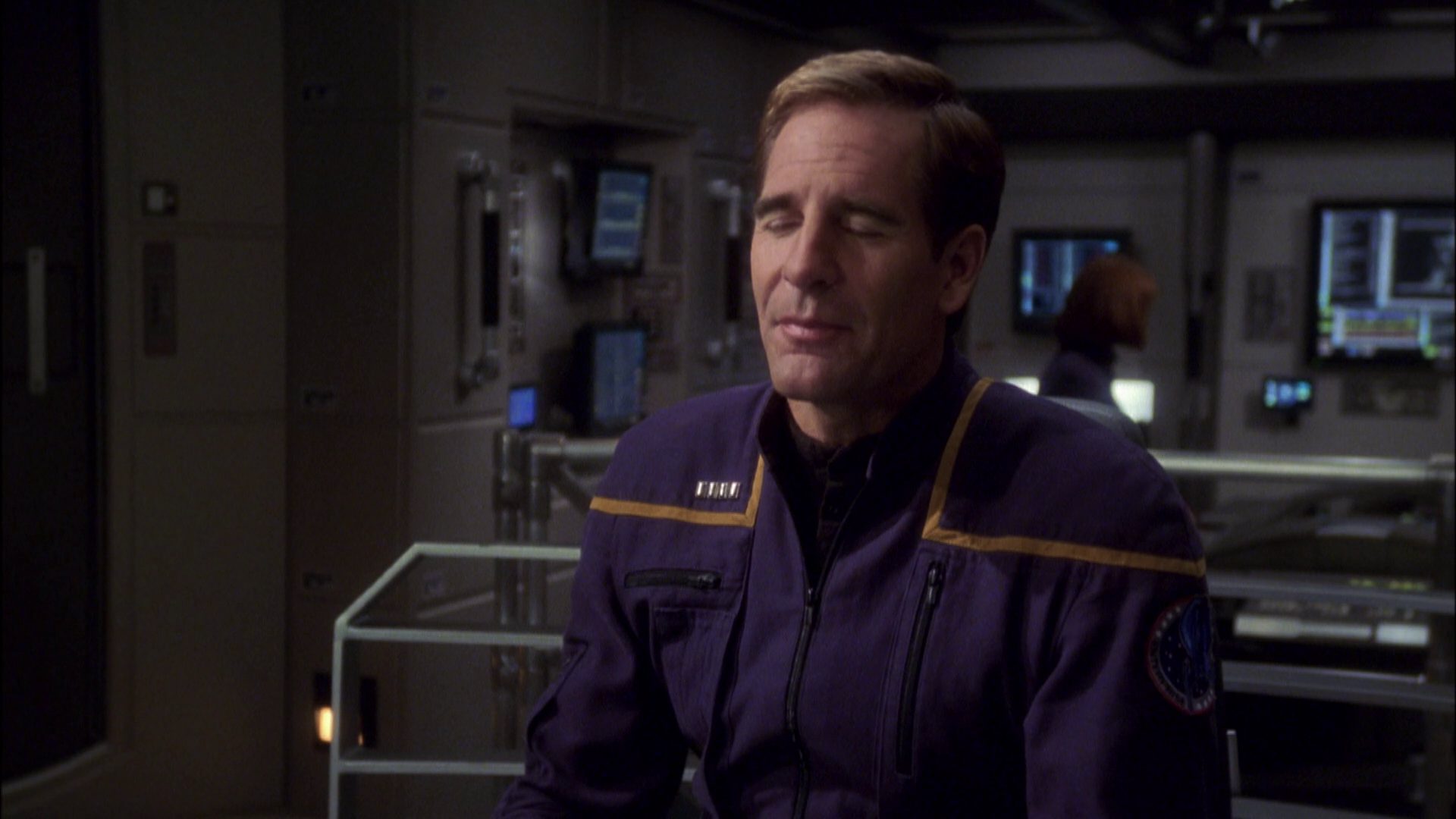extant_StarTrek_ENT_1x08-BreakingTheIce_1035.jpg