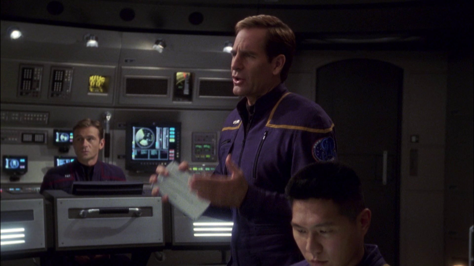 extant_StarTrek_ENT_1x08-BreakingTheIce_1051.jpg