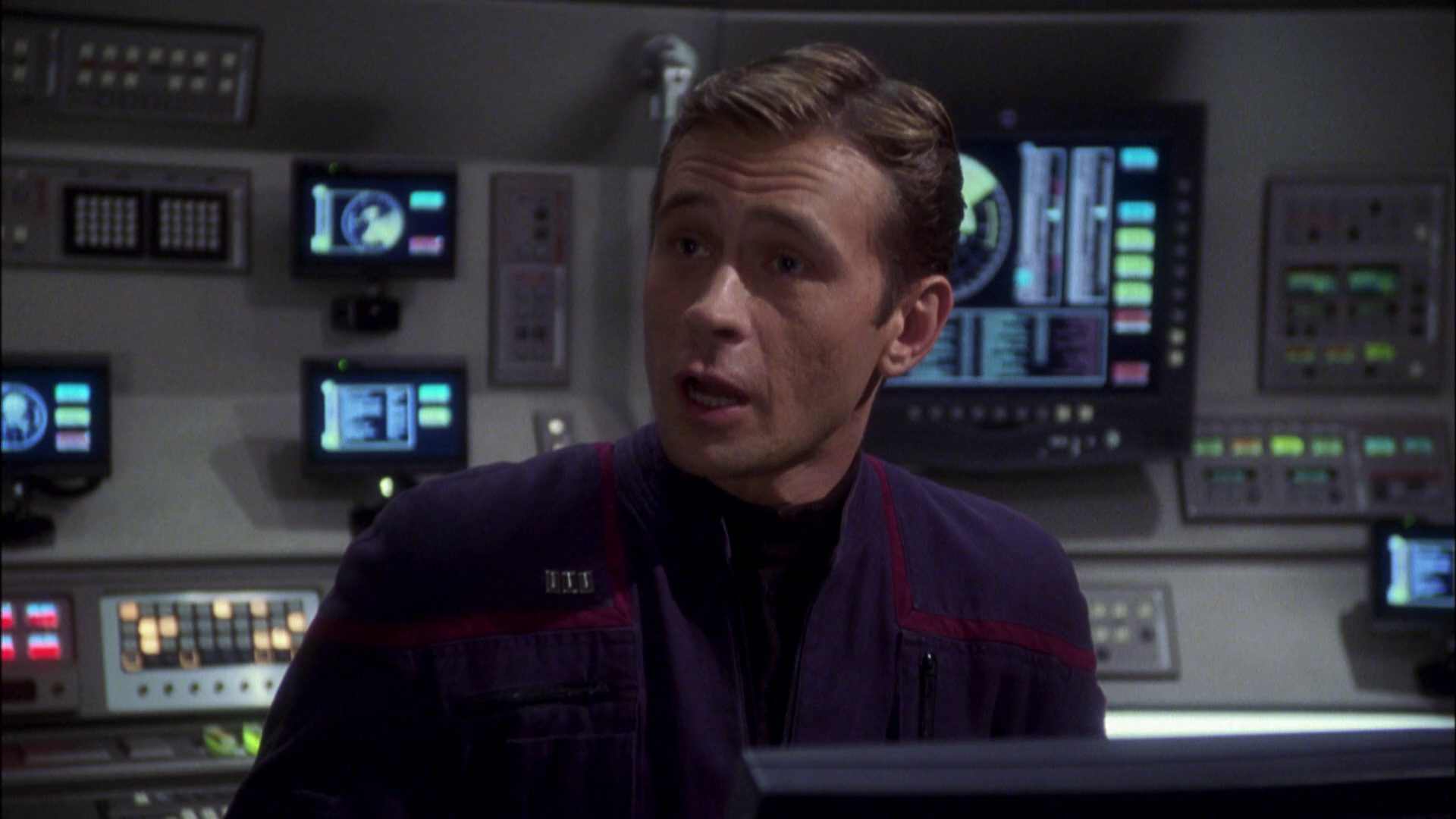 extant_StarTrek_ENT_1x08-BreakingTheIce_1246.jpg