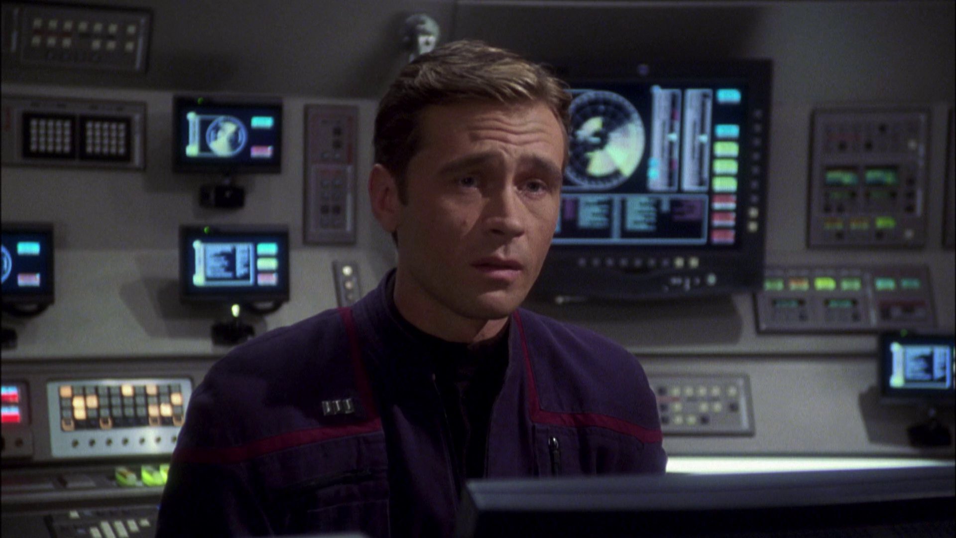extant_StarTrek_ENT_1x08-BreakingTheIce_1270.jpg