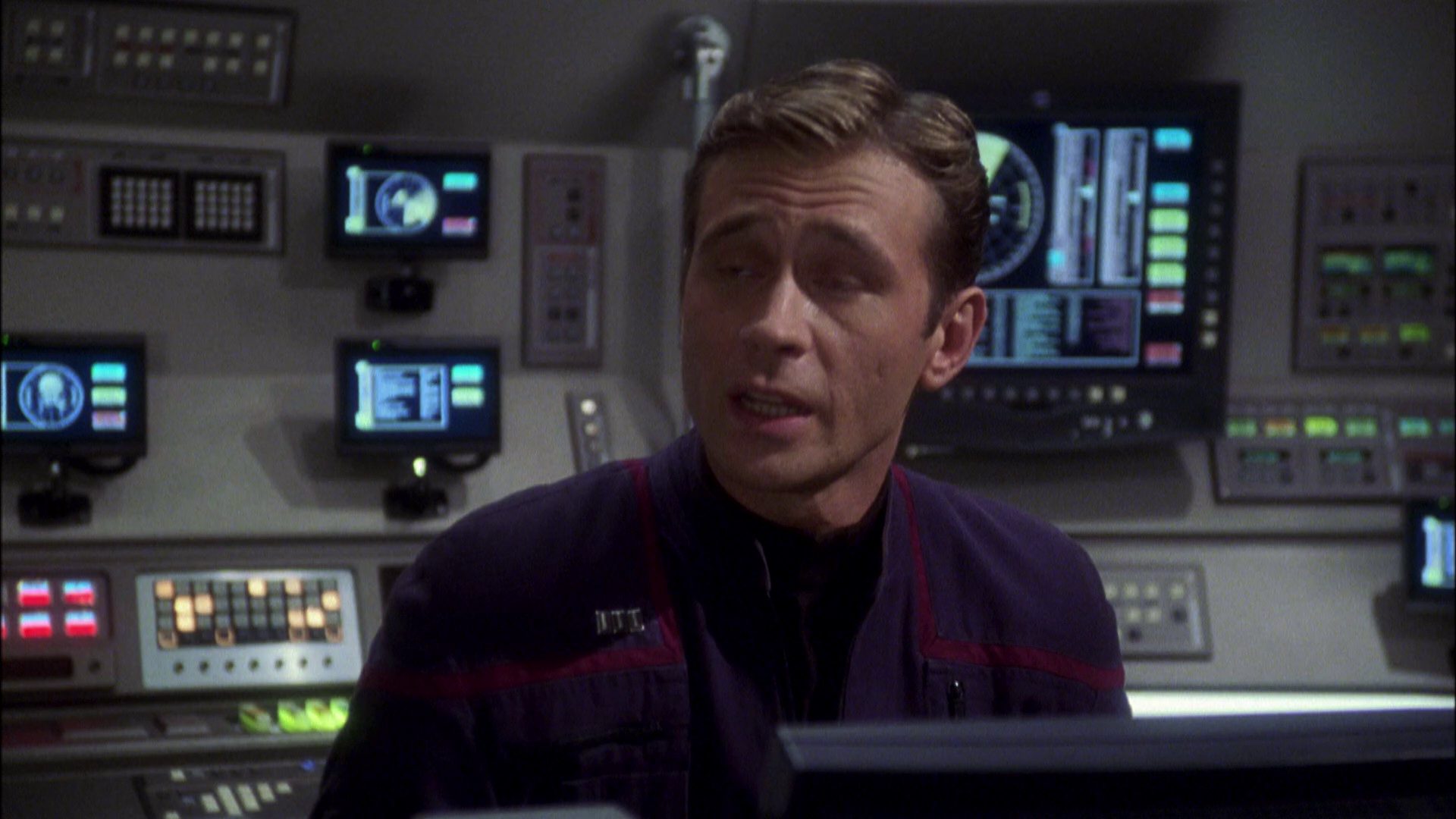 extant_StarTrek_ENT_1x08-BreakingTheIce_1279.jpg