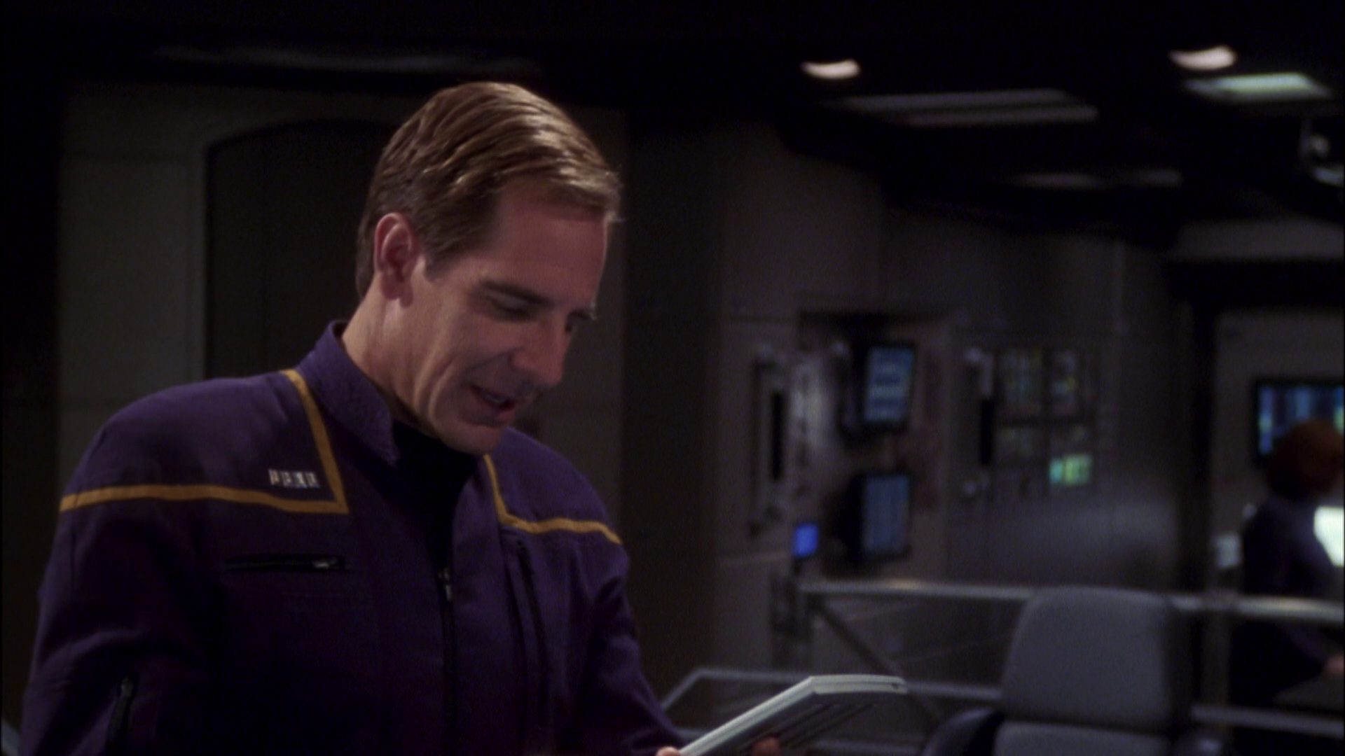 extant_StarTrek_ENT_1x08-BreakingTheIce_1310.jpg