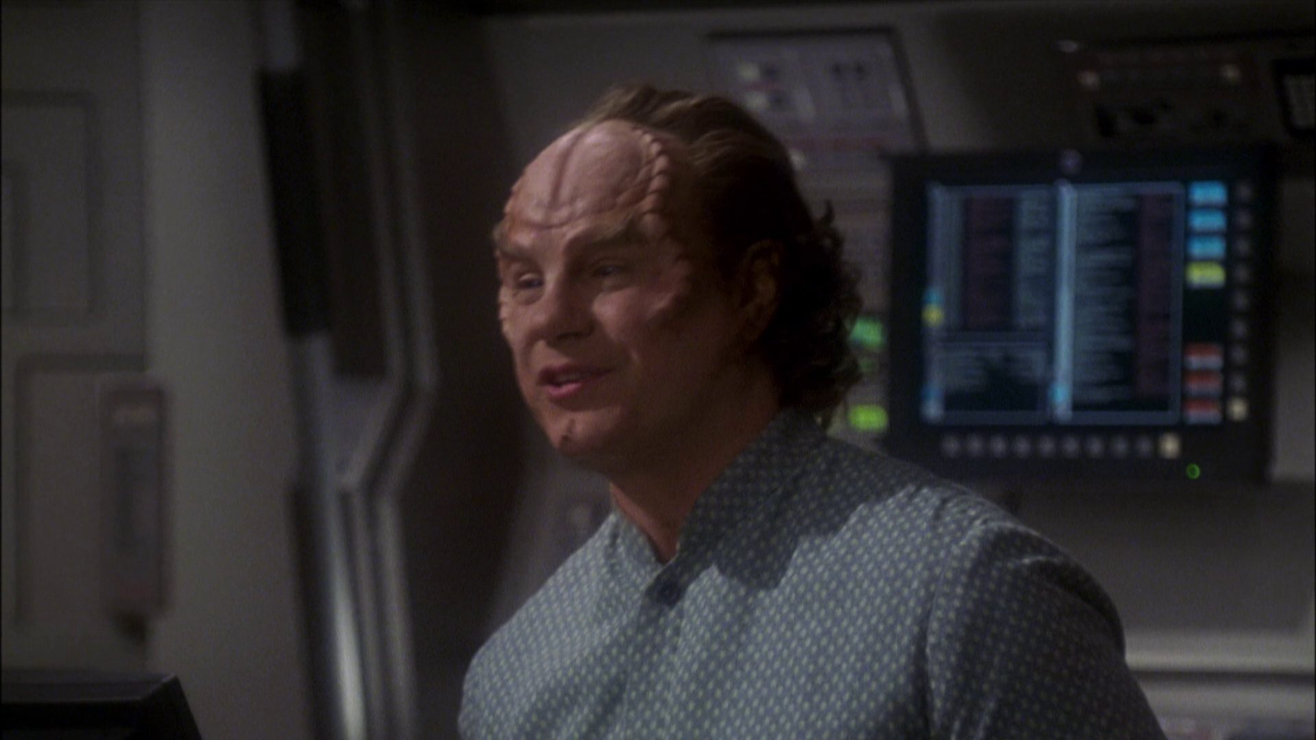 extant_StarTrek_ENT_1x08-BreakingTheIce_1314.jpg