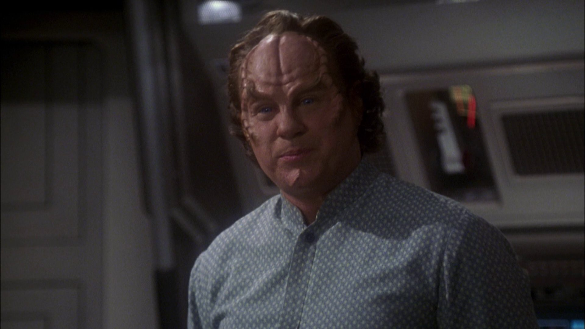extant_StarTrek_ENT_1x08-BreakingTheIce_1323.jpg