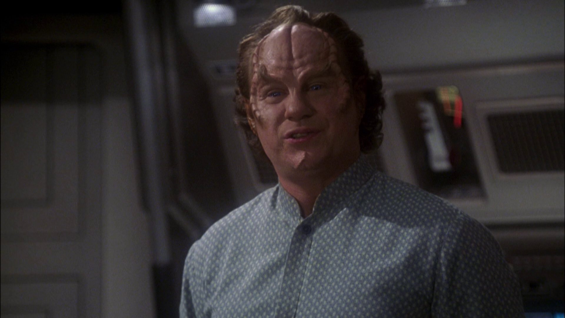 extant_StarTrek_ENT_1x08-BreakingTheIce_1328.jpg