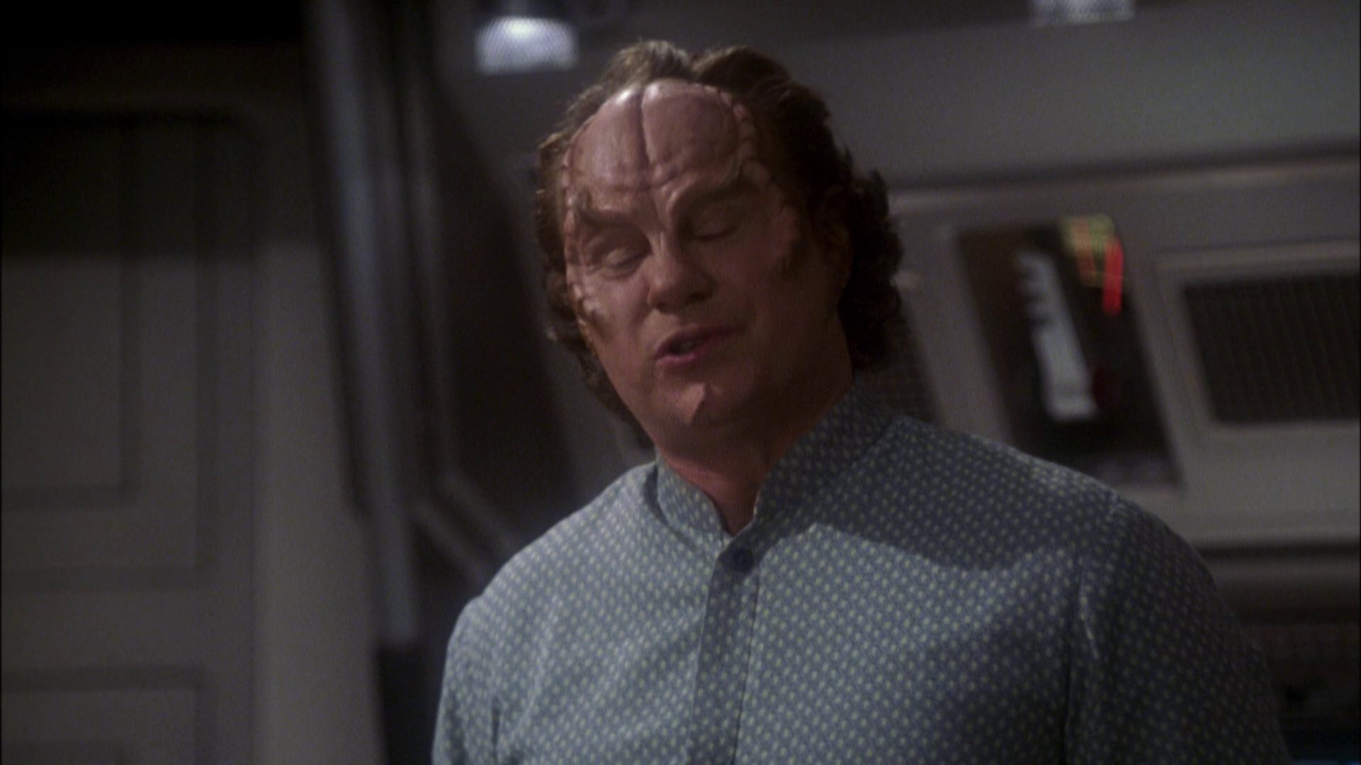 extant_StarTrek_ENT_1x08-BreakingTheIce_1343.jpg