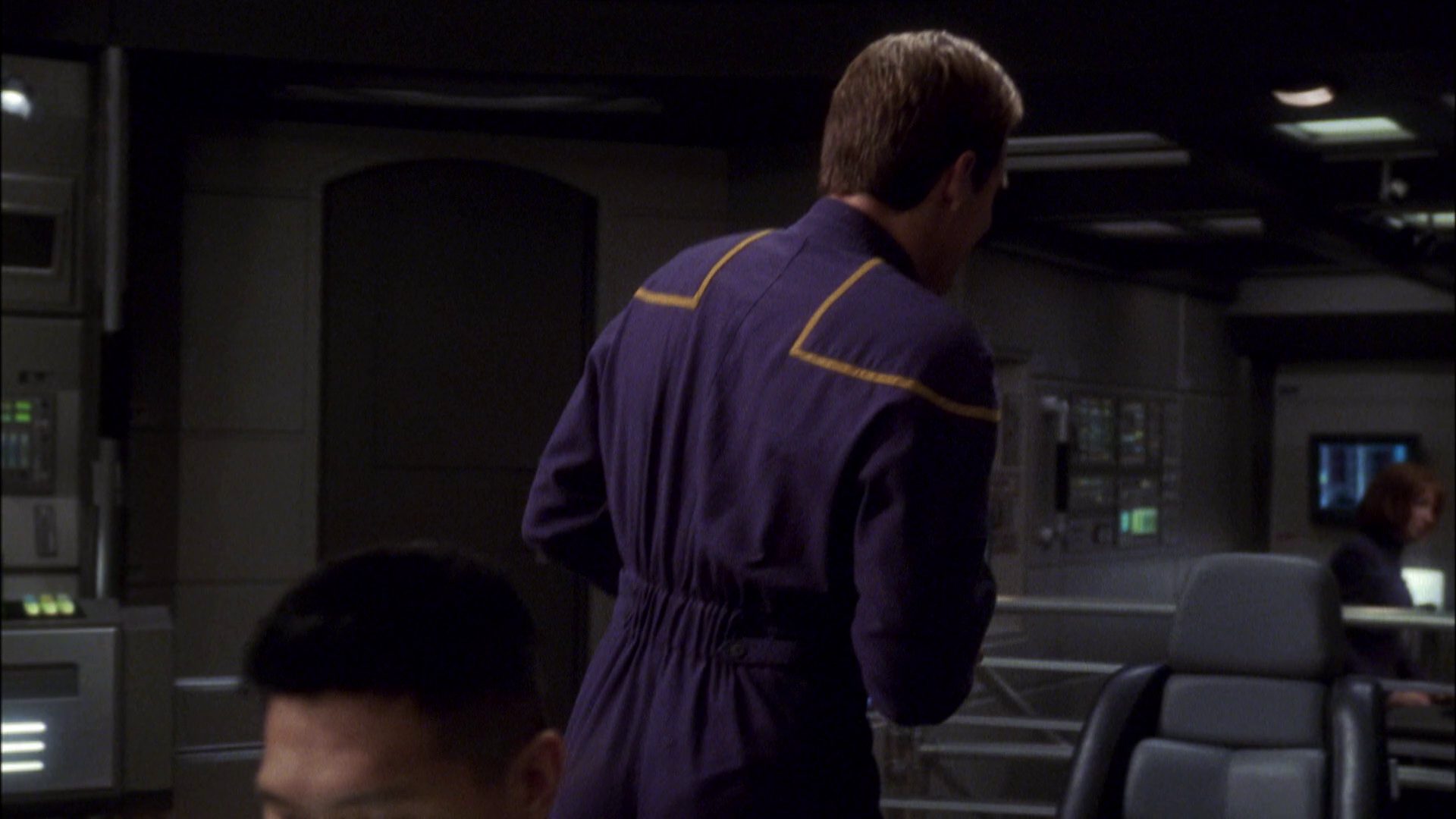 extant_StarTrek_ENT_1x08-BreakingTheIce_1419.jpg