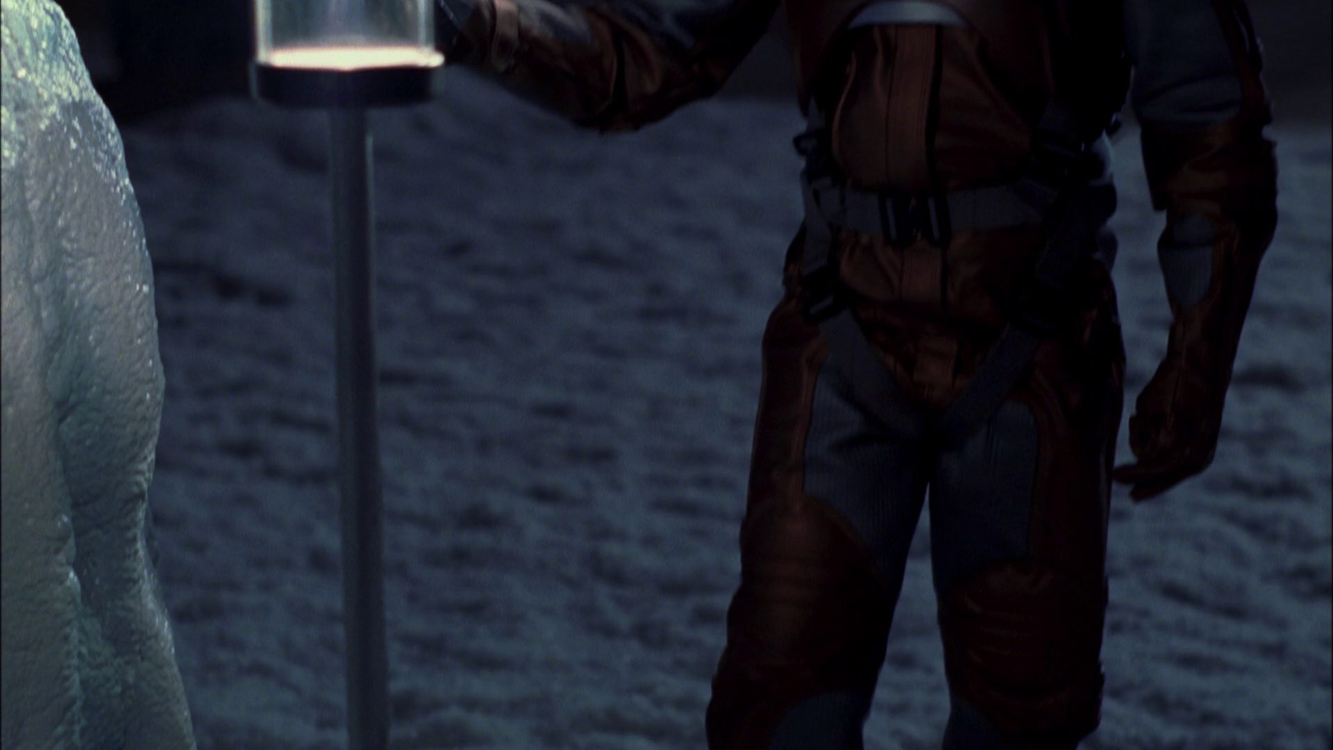 extant_StarTrek_ENT_1x08-BreakingTheIce_1452.jpg