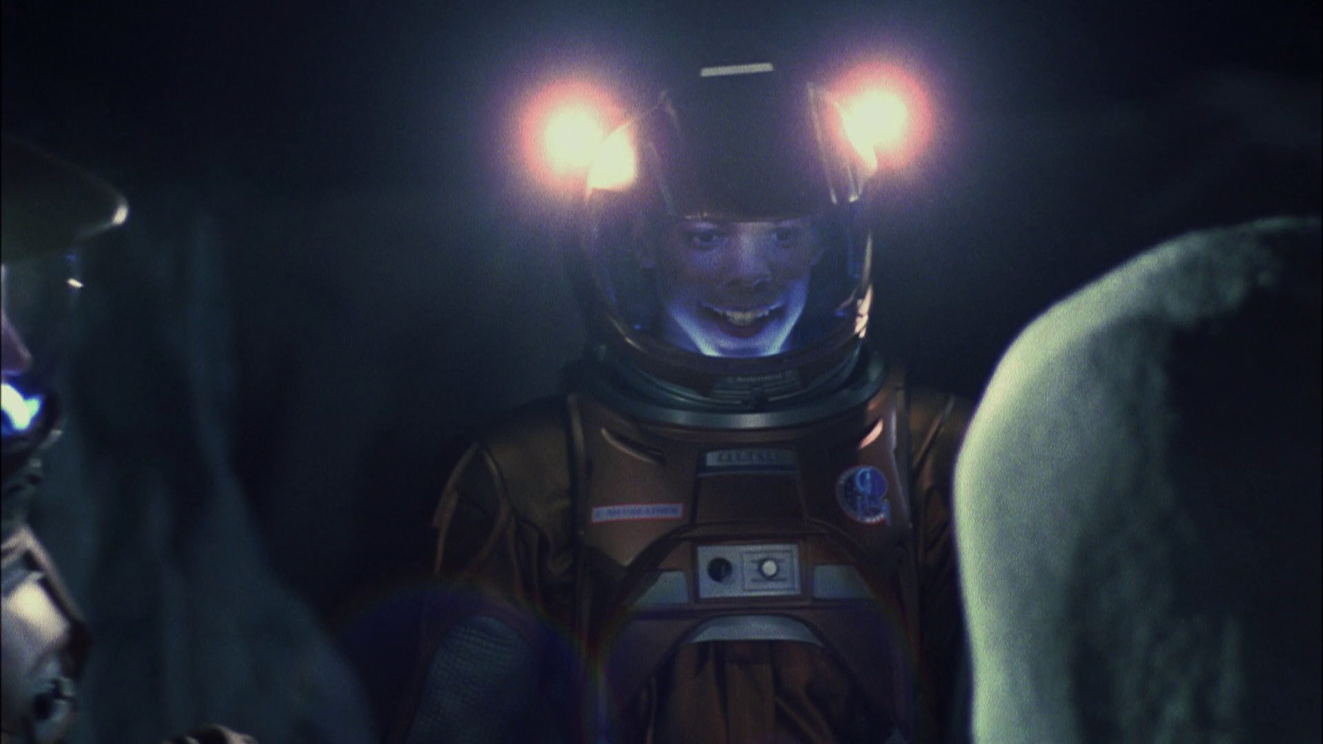 extant_StarTrek_ENT_1x08-BreakingTheIce_1477.jpg