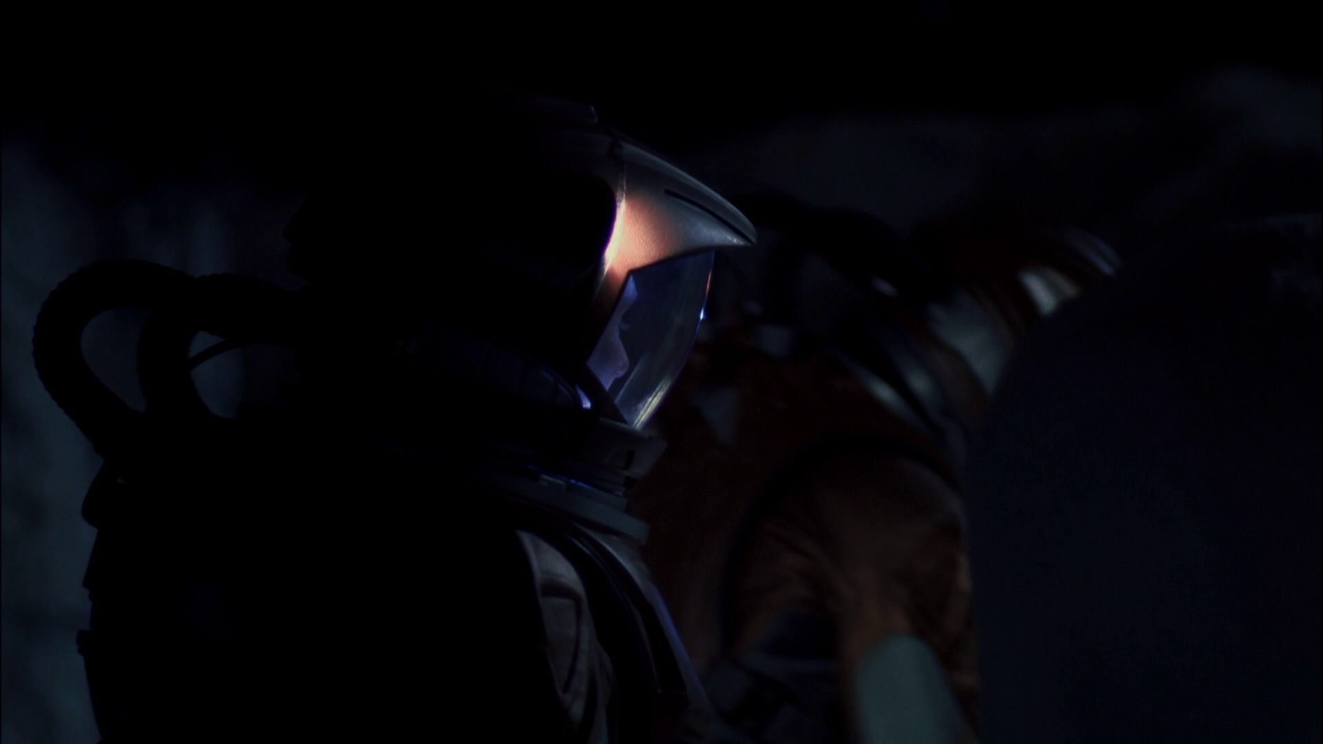 extant_StarTrek_ENT_1x08-BreakingTheIce_1483.jpg