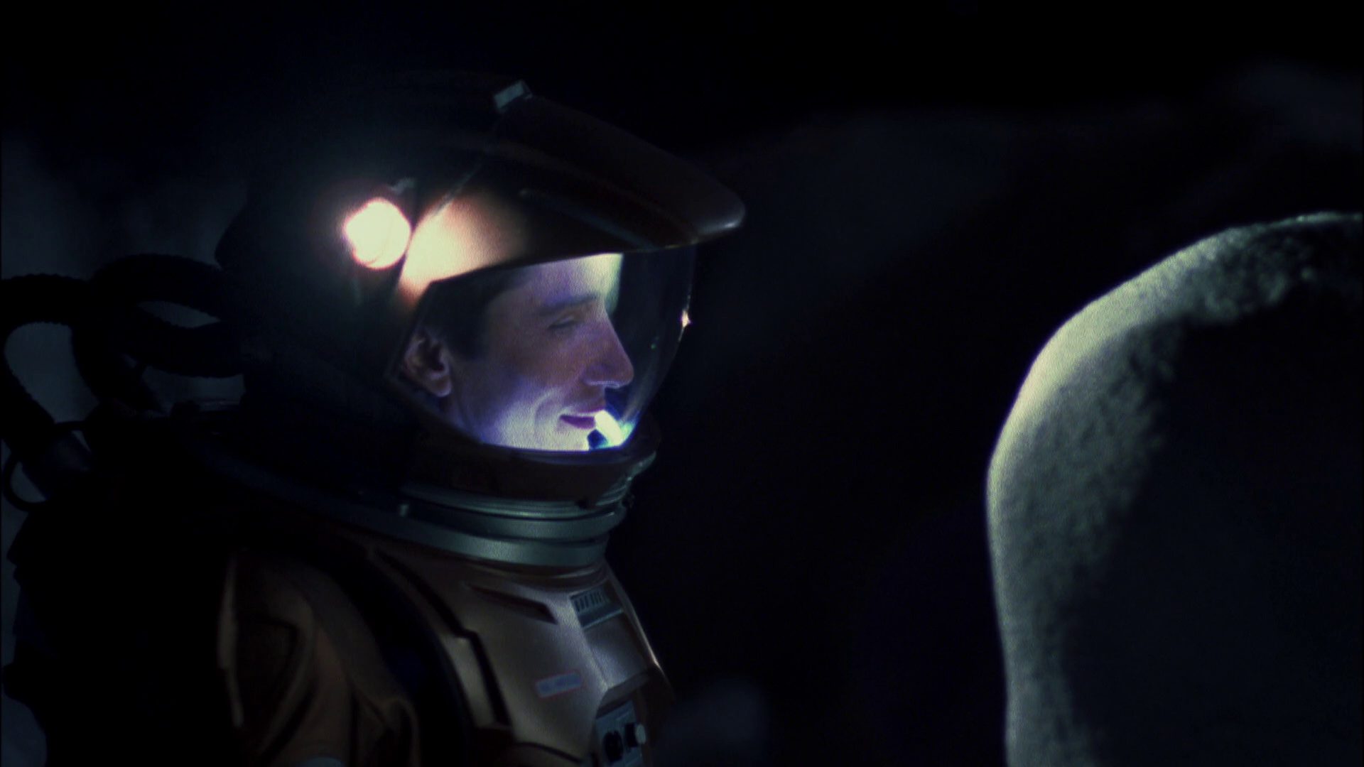 extant_StarTrek_ENT_1x08-BreakingTheIce_1486.jpg