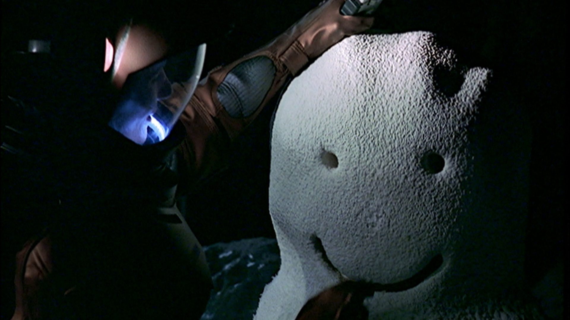 extant_StarTrek_ENT_1x08-BreakingTheIce_1503.jpg