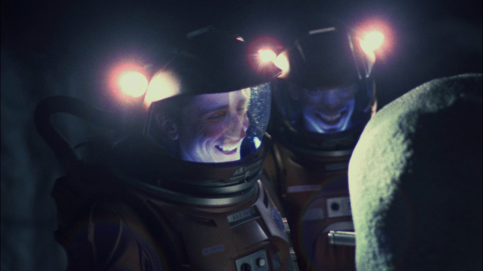 extant_StarTrek_ENT_1x08-BreakingTheIce_1507.jpg
